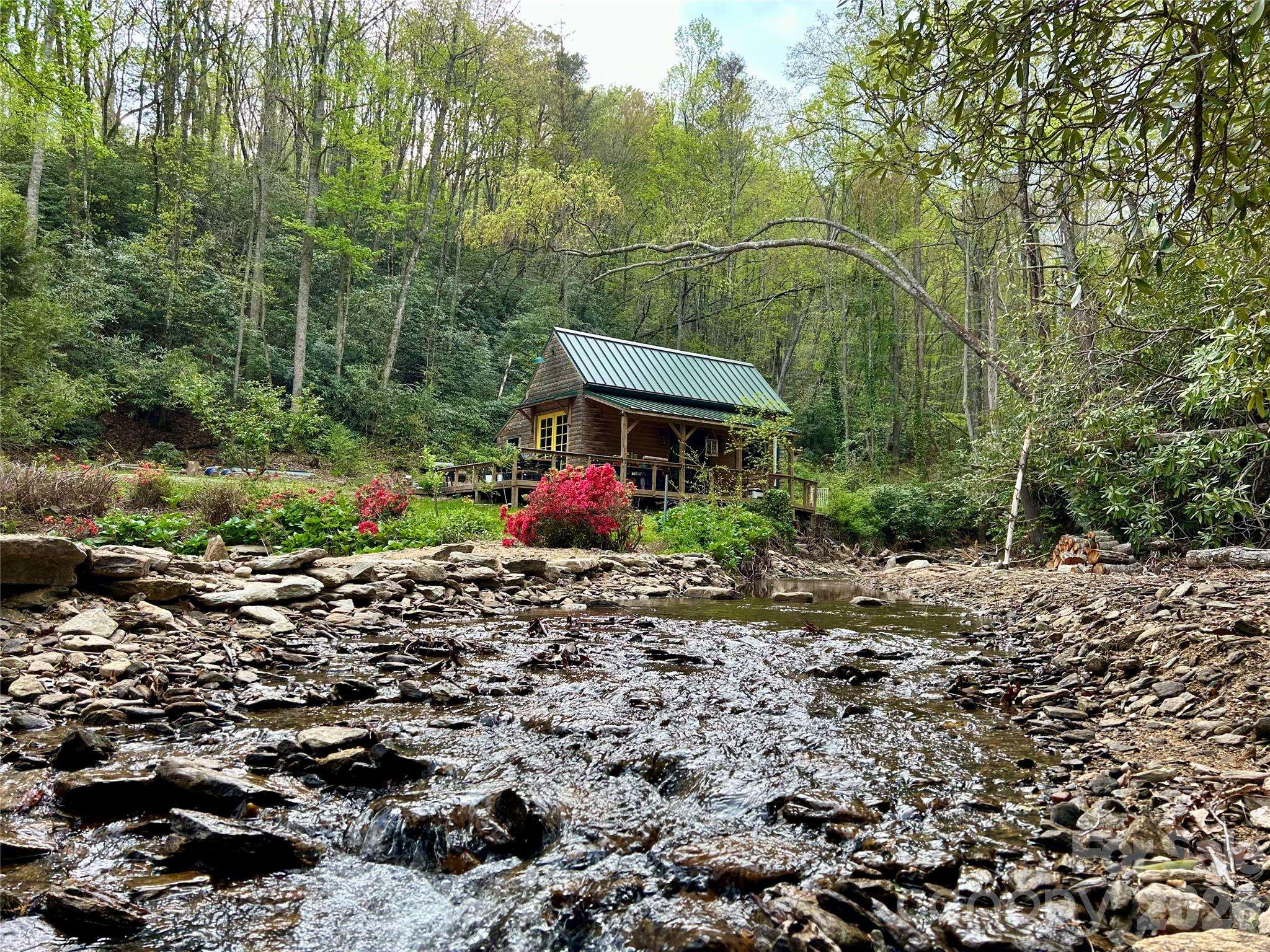 204 Rush Creek RD, Black Mountain, NC 28711