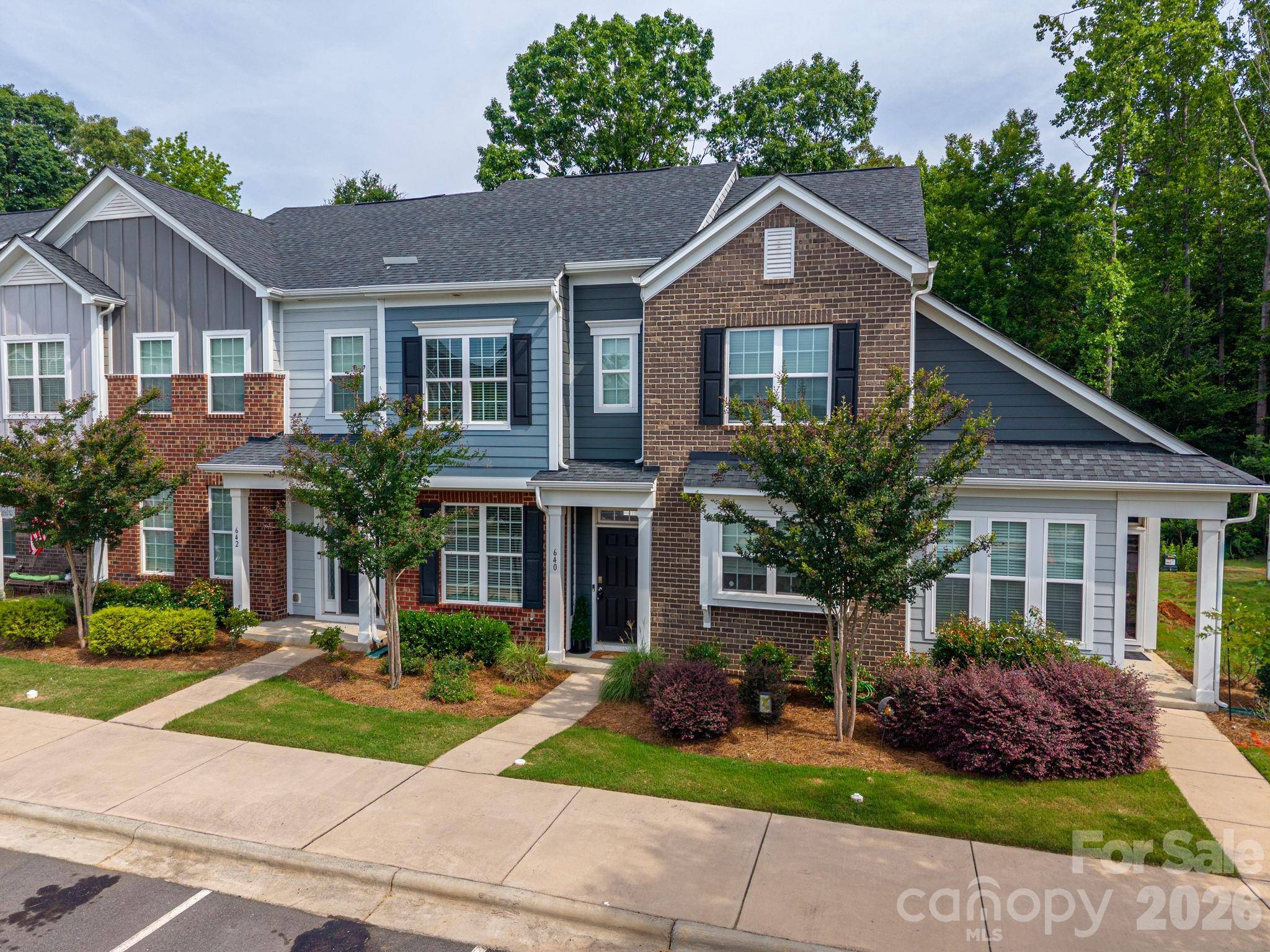 640 Sweet Bonnie LN, Belmont, NC 28012