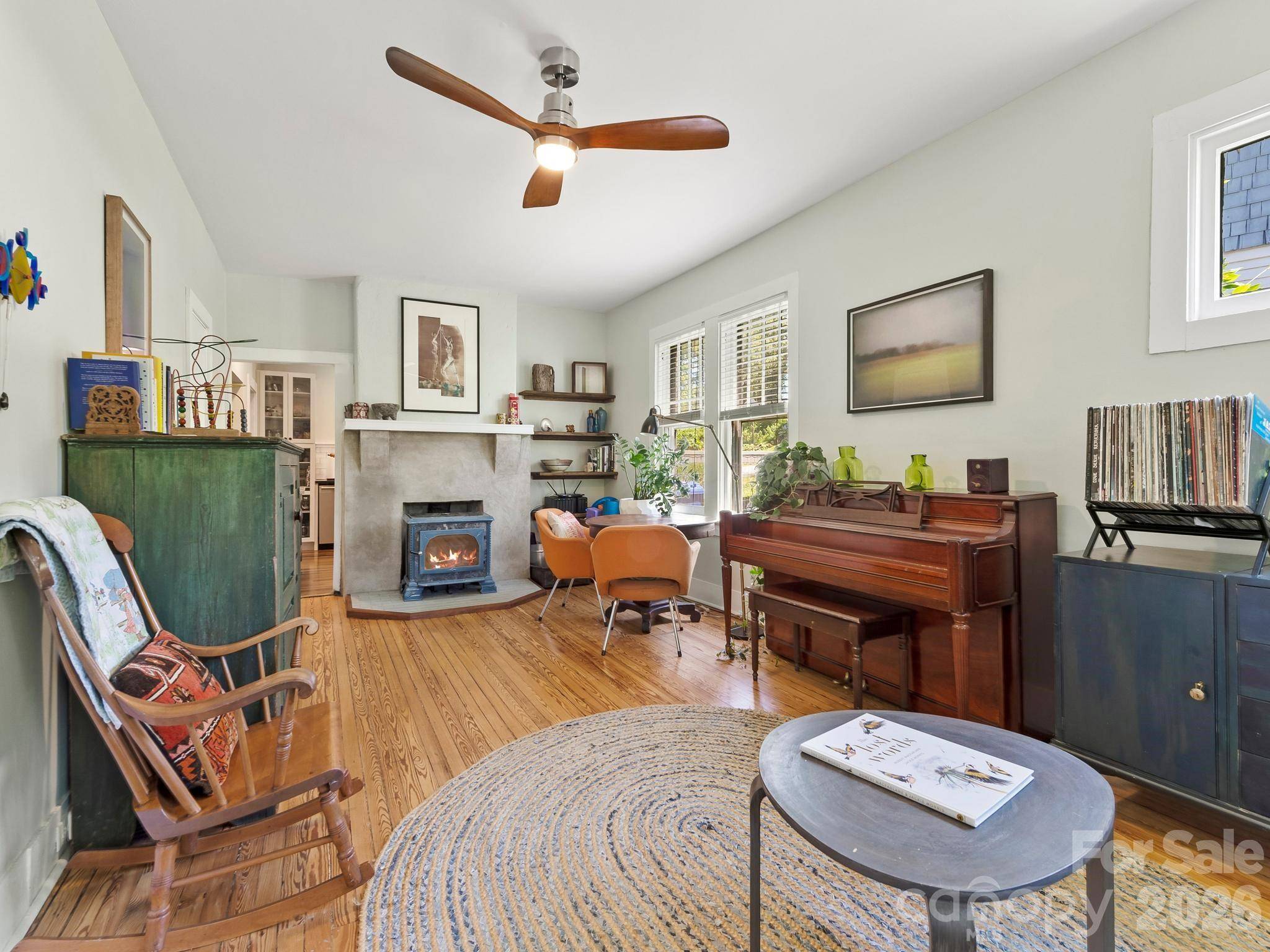 102 Courtland AVE, Asheville, NC 28801