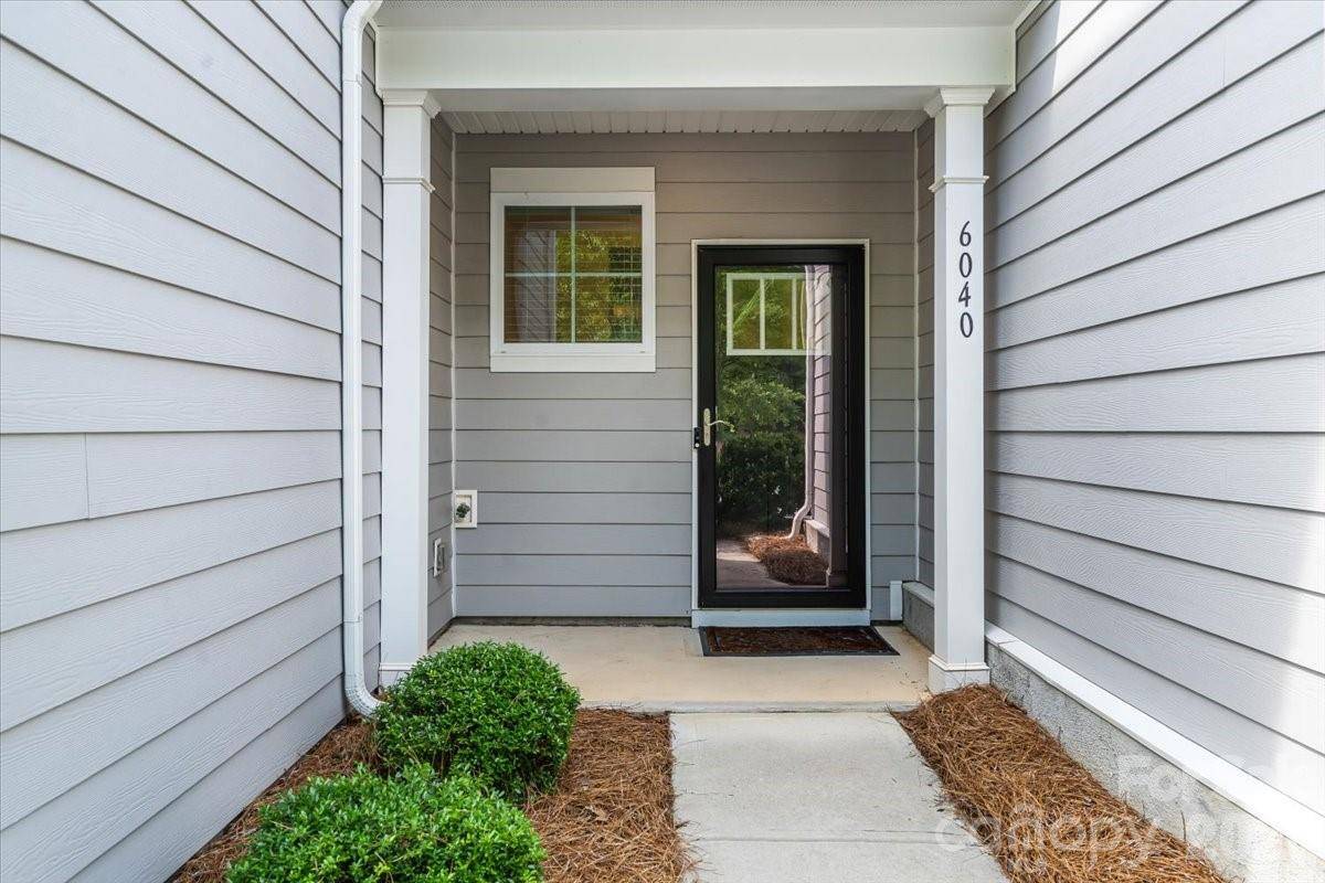 6040 Artigas DR, Fort Mill, SC 29707