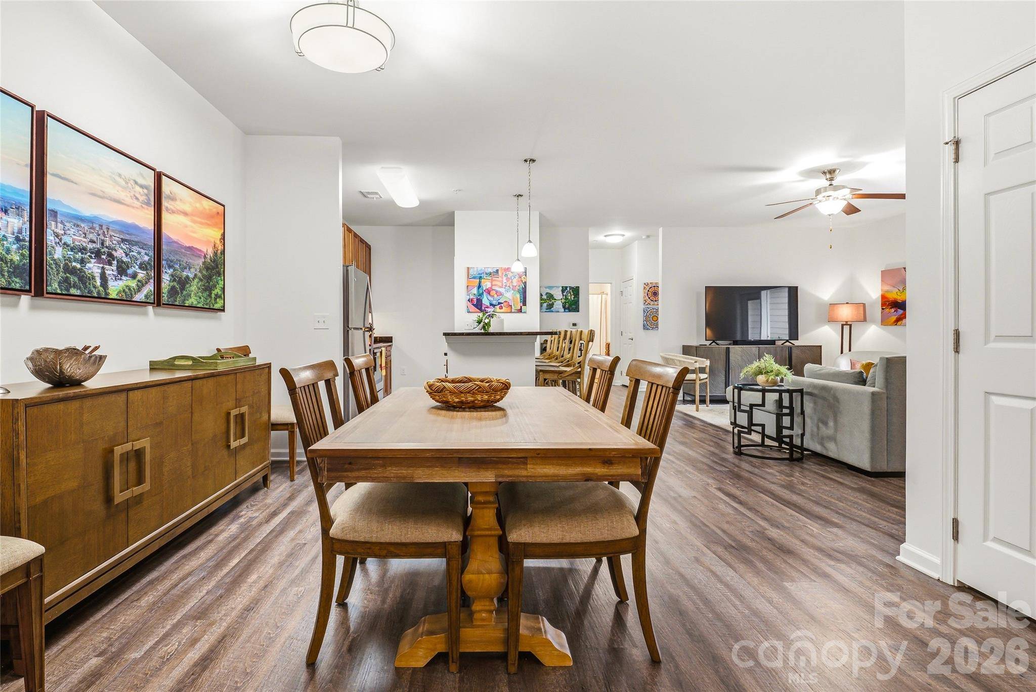 142 Brickton Village CIR #202, Fletcher, NC 28732