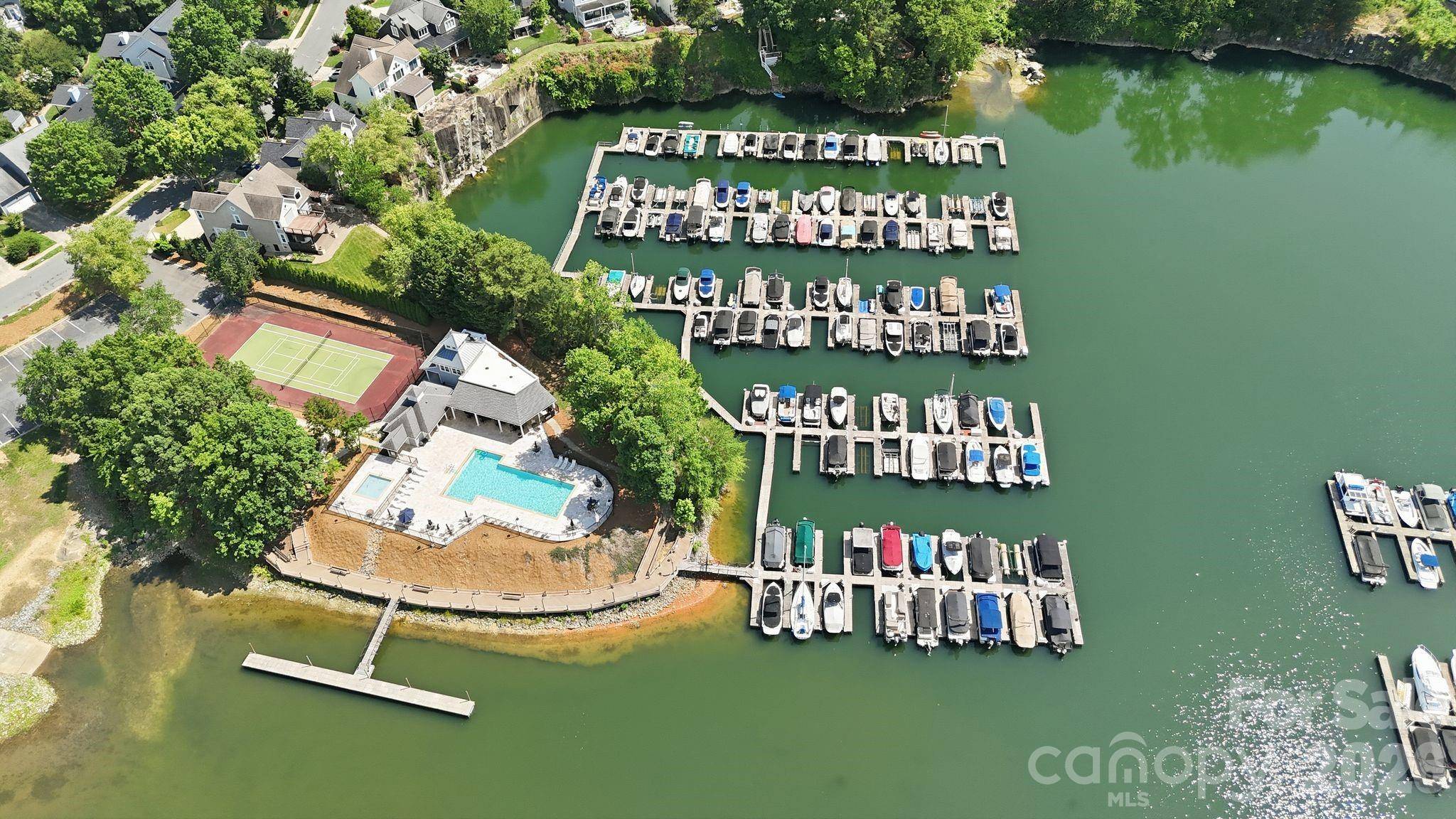 19737 Beneteau CT, Cornelius, NC 28031