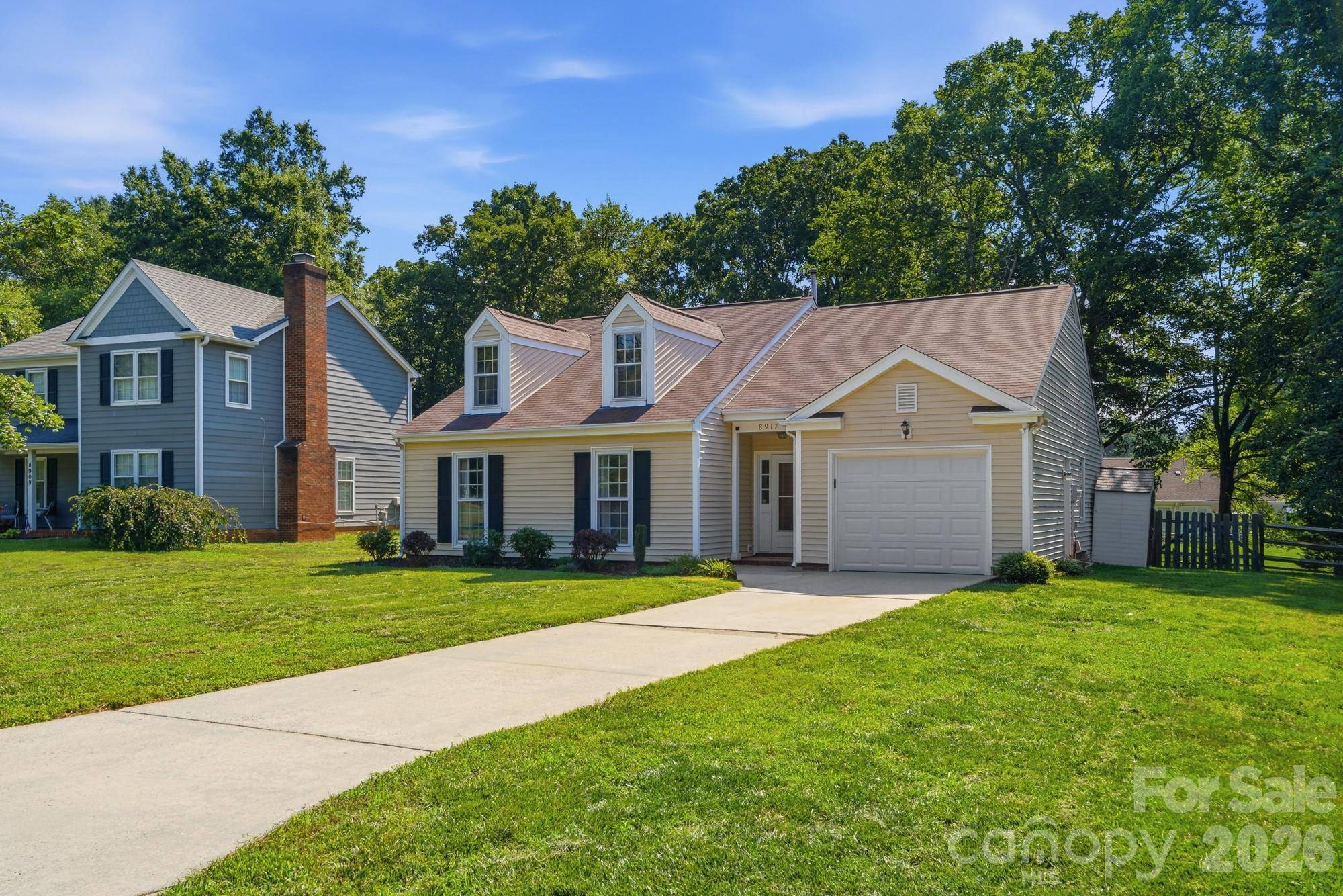 8917 Danson DR, Charlotte, NC 28277