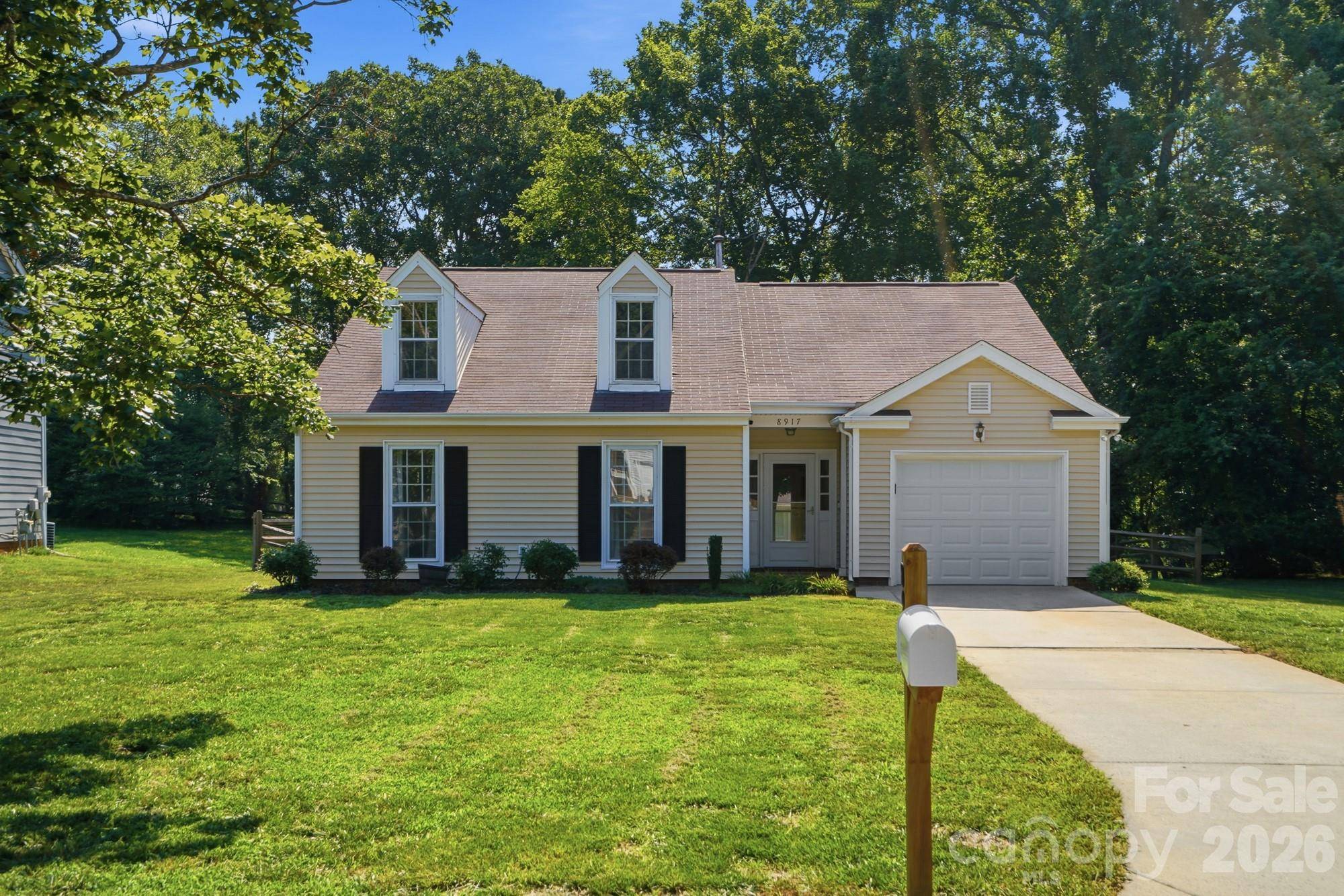8917 Danson DR, Charlotte, NC 28277