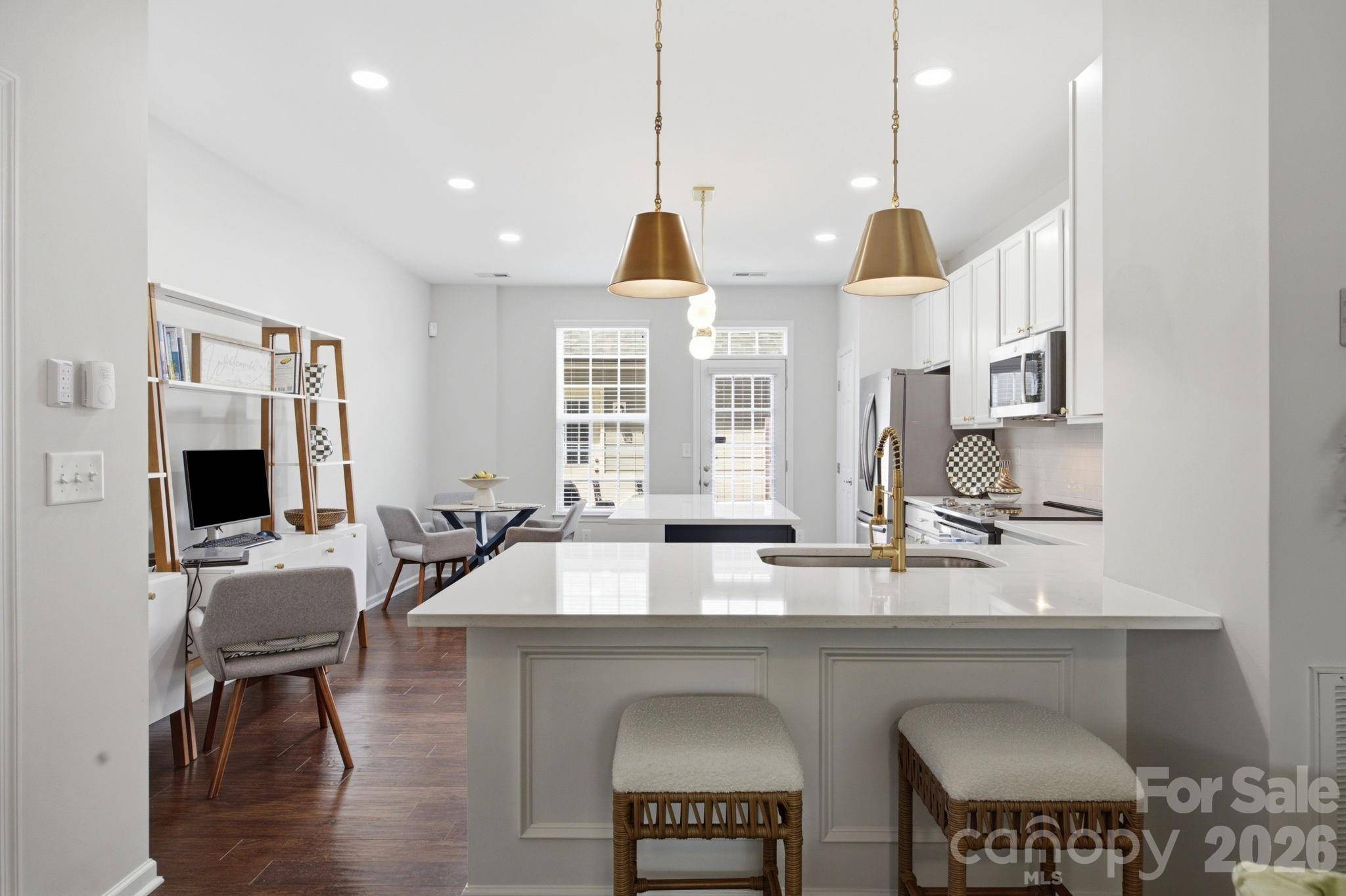 19866 Lamp Lighters WAY, Cornelius, NC 28031