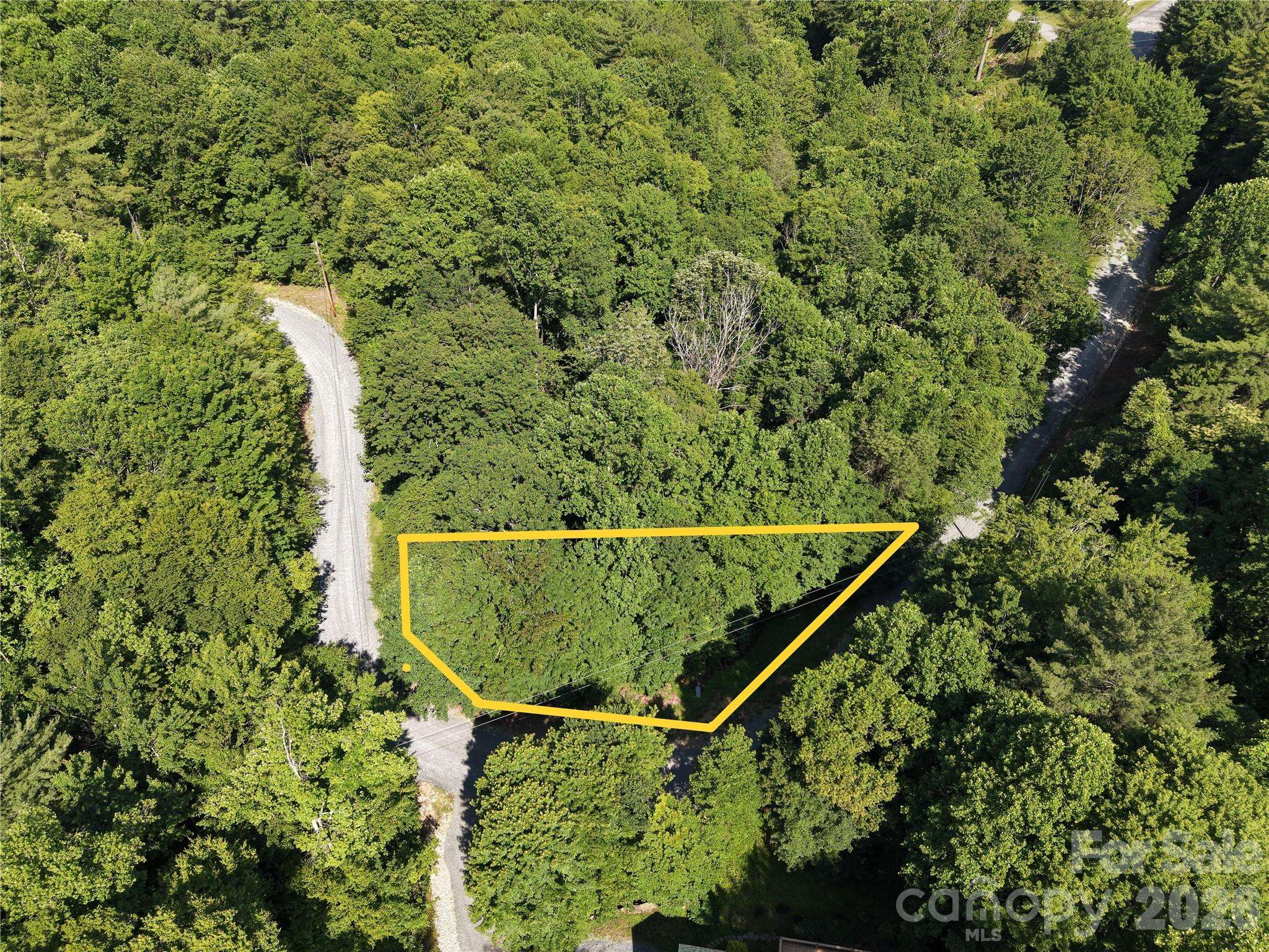 109 Laurel LN, Beech Mountain, NC 28604