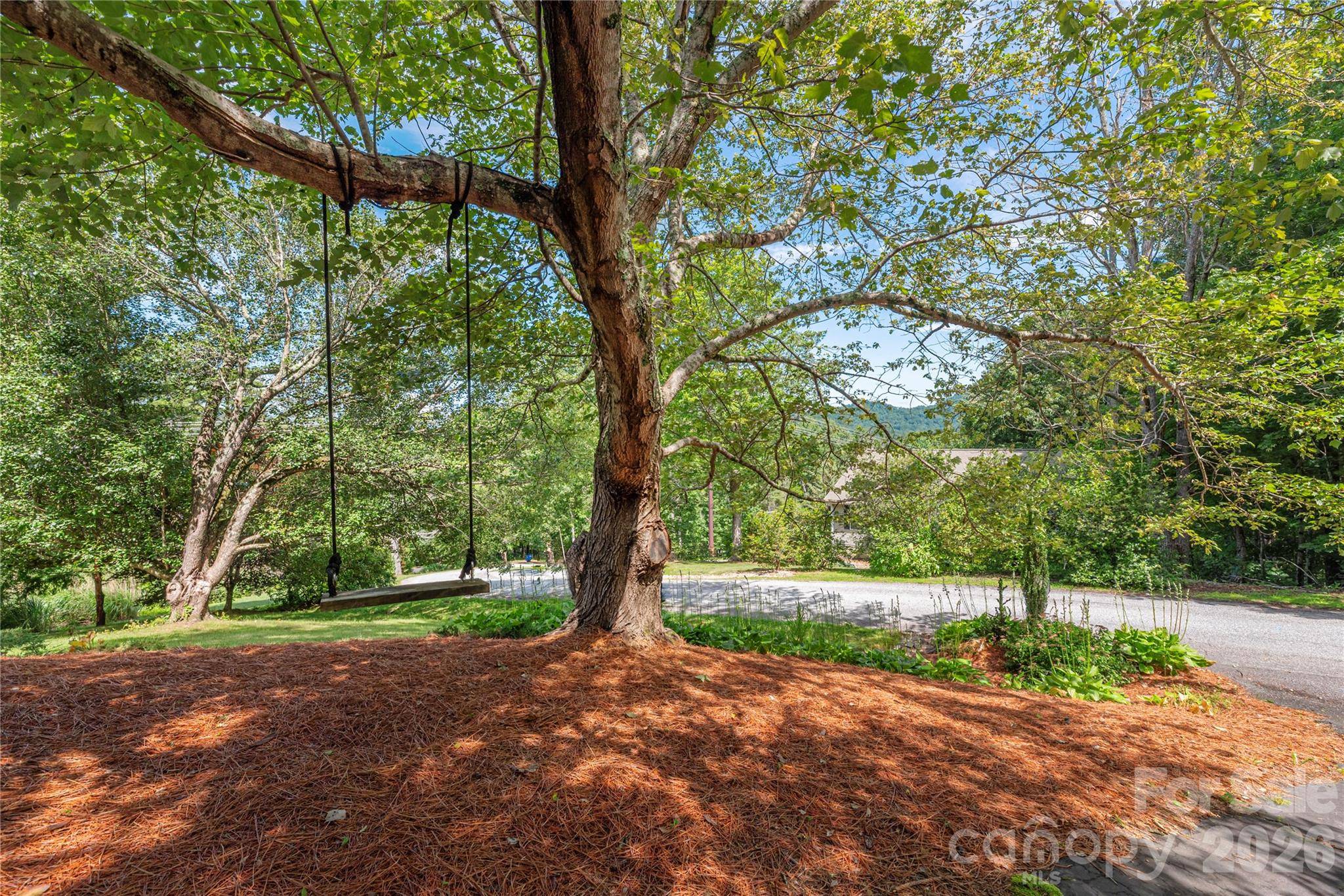 23 Moriah LN, Asheville, NC 28803