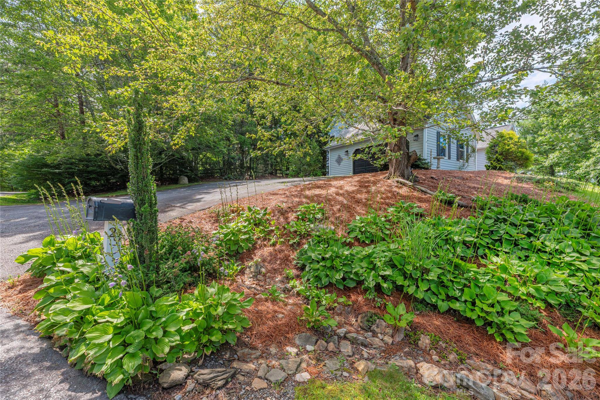 23 Moriah LN, Asheville, NC 28803