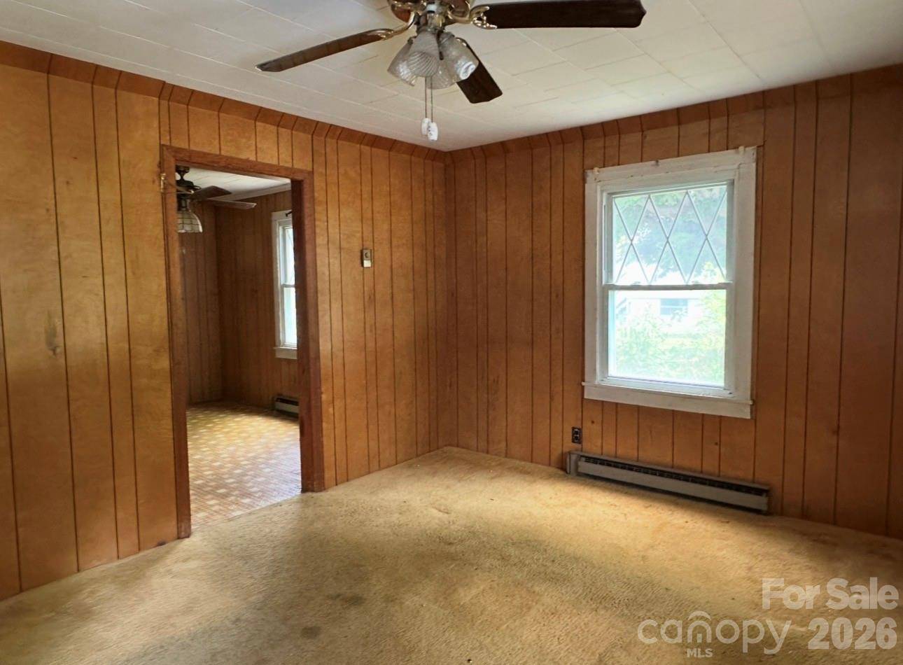 142 Reeves LN, Elkin, NC 28621