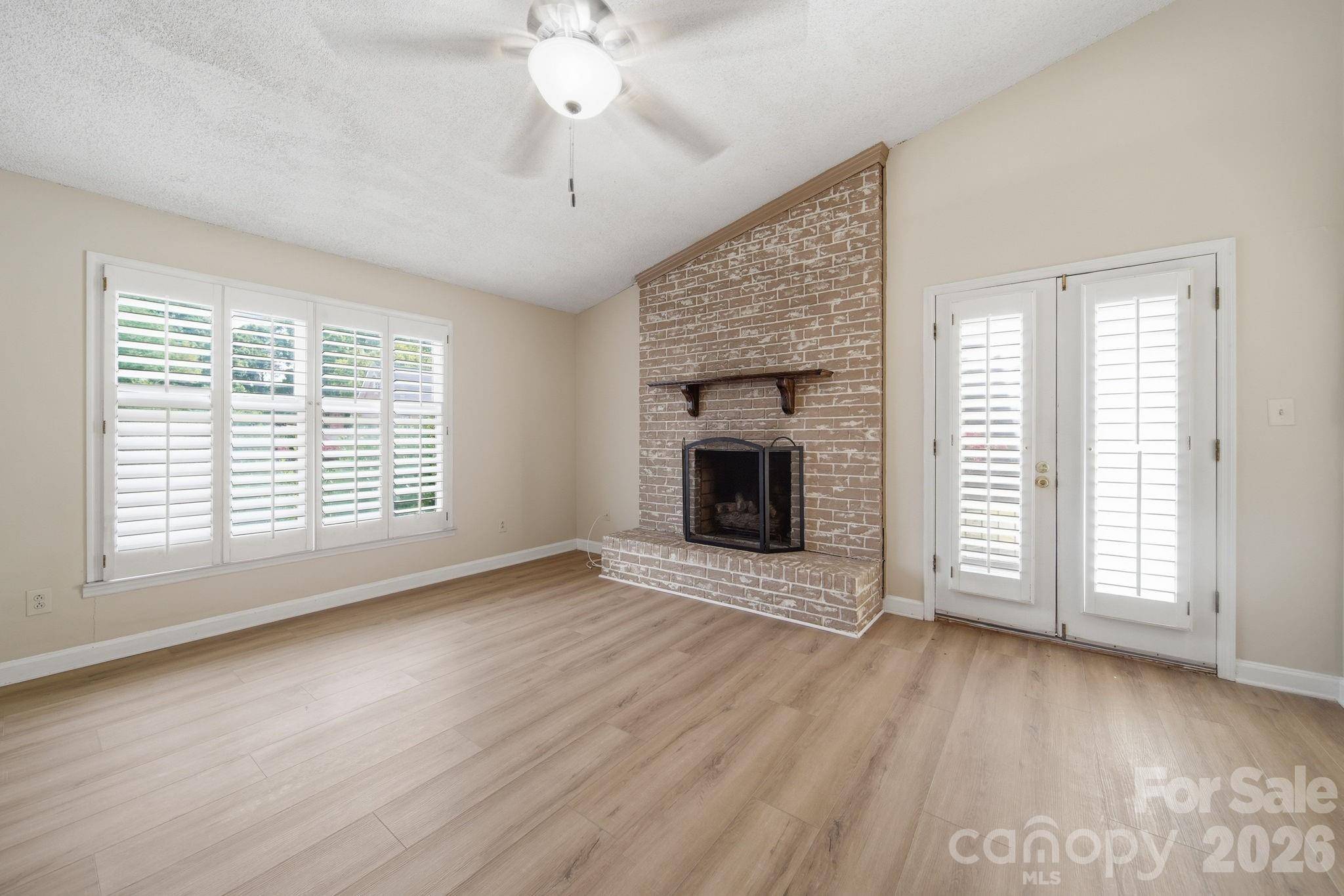 615 Hunter Oak DR, Kannapolis, NC 28083