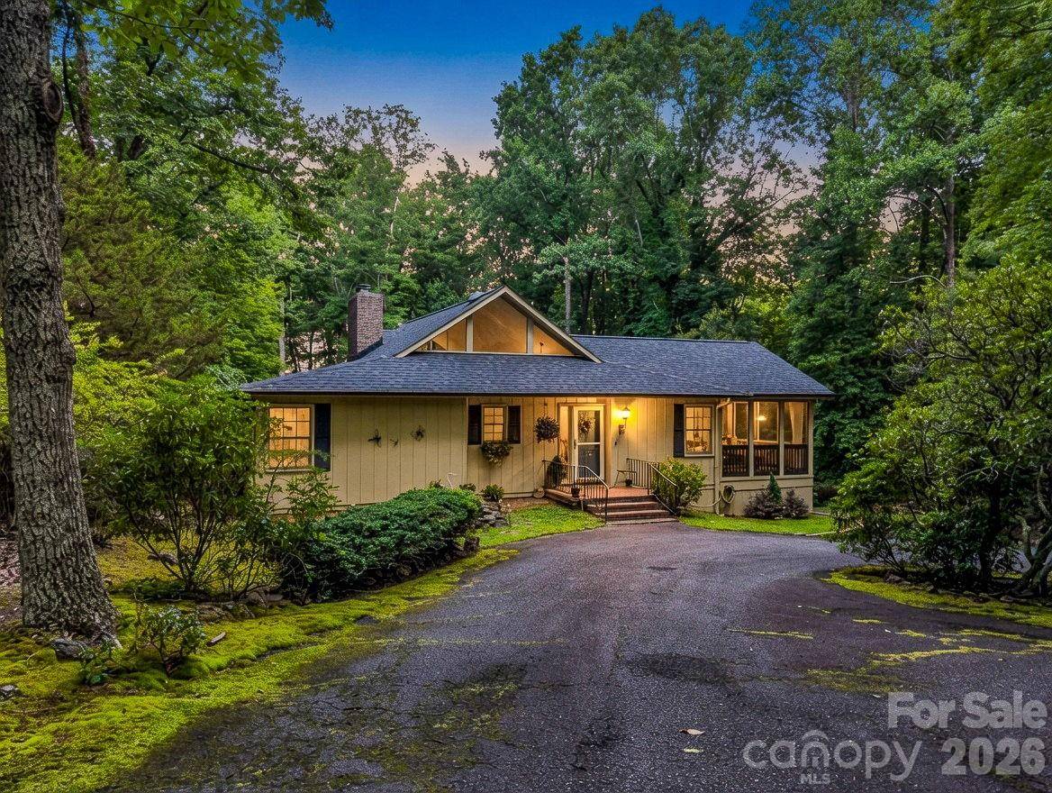 390 Mountain Laurel DR, Columbus, NC 28722