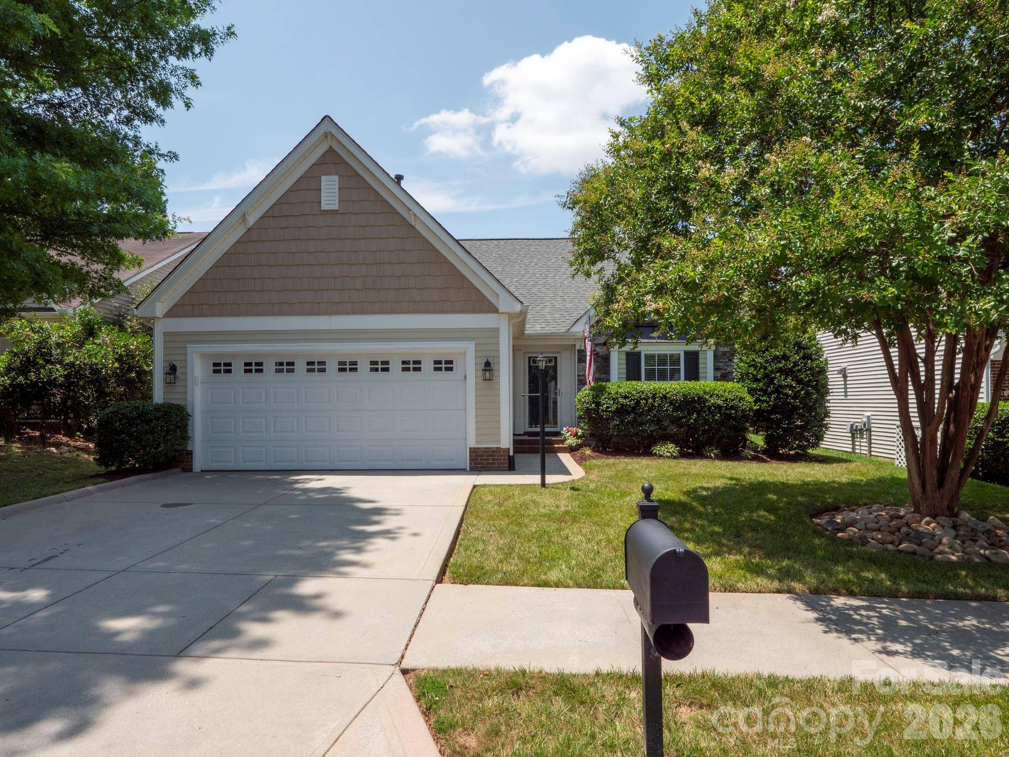 4406 Glenduran LN, Waxhaw, NC 28173