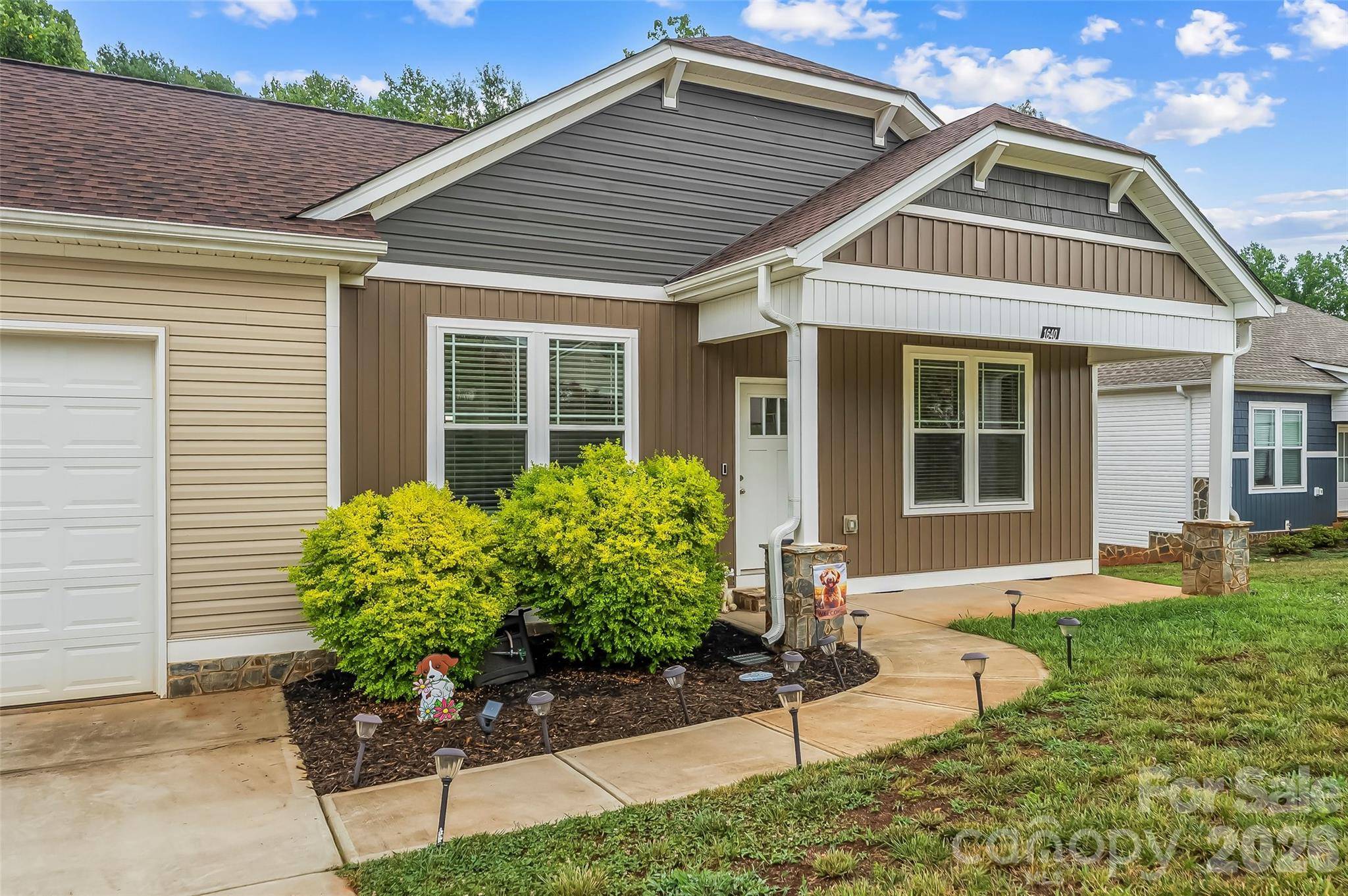 1640 Farmington Hills DR, Conover, NC 28613