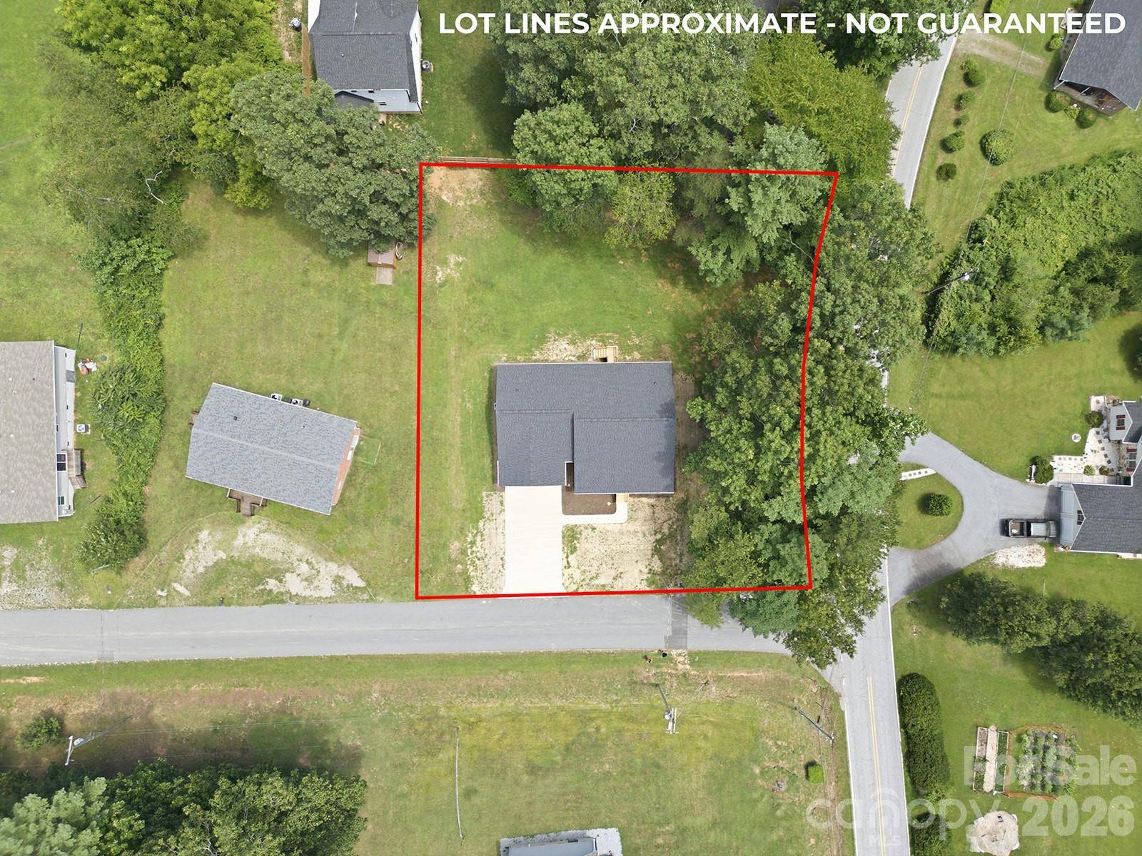 322 Jody ST, East Flat Rock, NC 28726