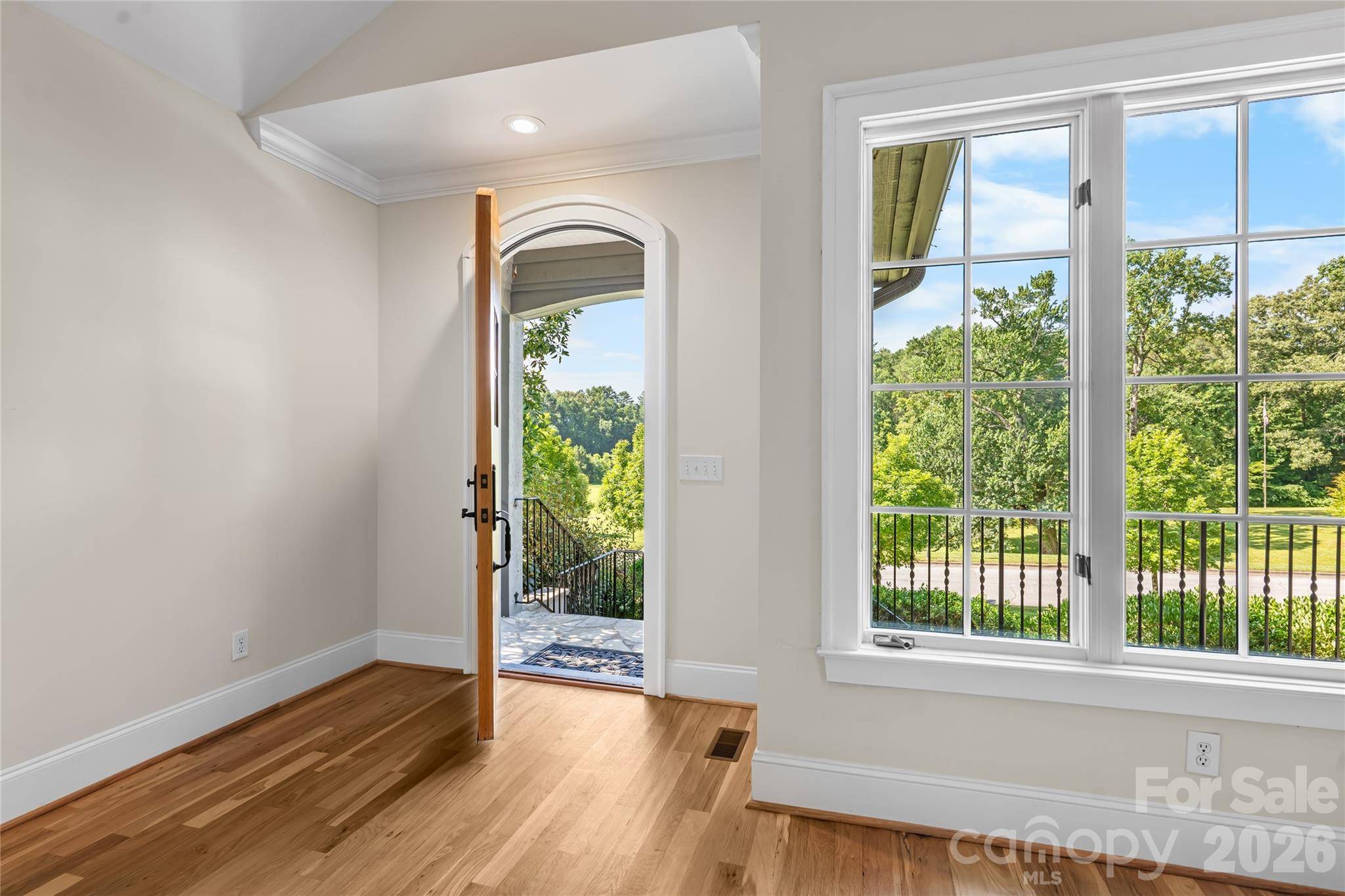 38 Jasmine LN, Brevard, NC 28712