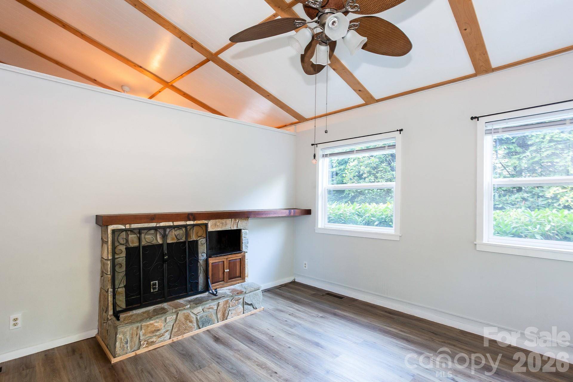 261 Black Pine RD, Newland, NC 28657