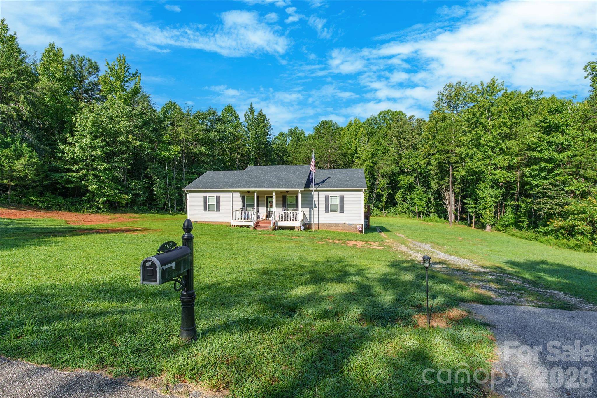 165 Rambler LN, Blacksburg, SC 29702