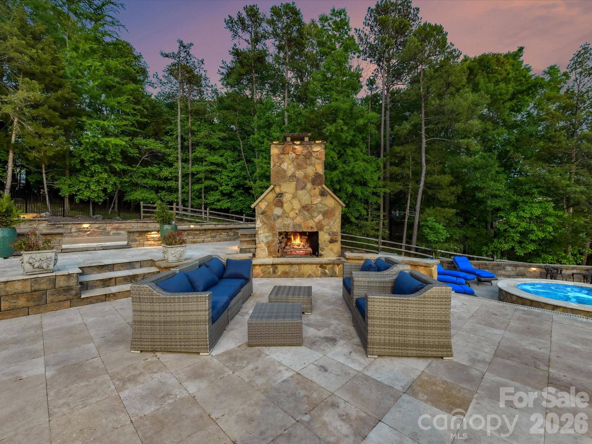 2723 Providence Pine LN, Charlotte, NC 28270