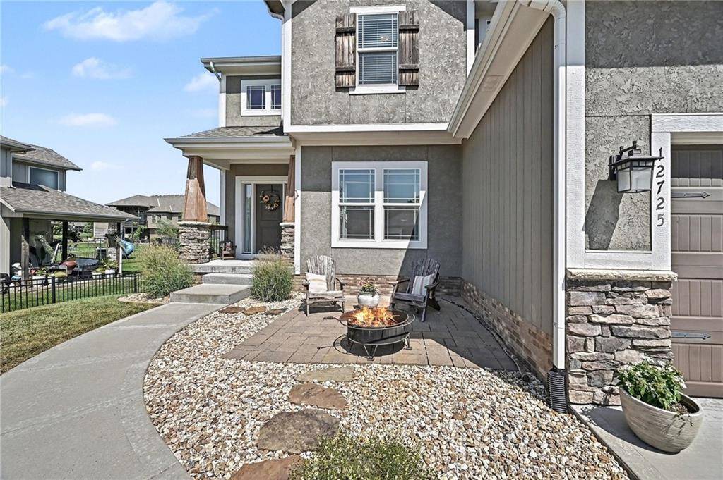 12725 N Overbrook DR, Platte City, MO 64079