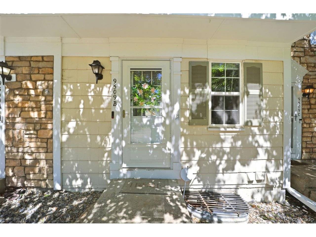 9509 W Coal Mine #B, Littleton, CO 80123