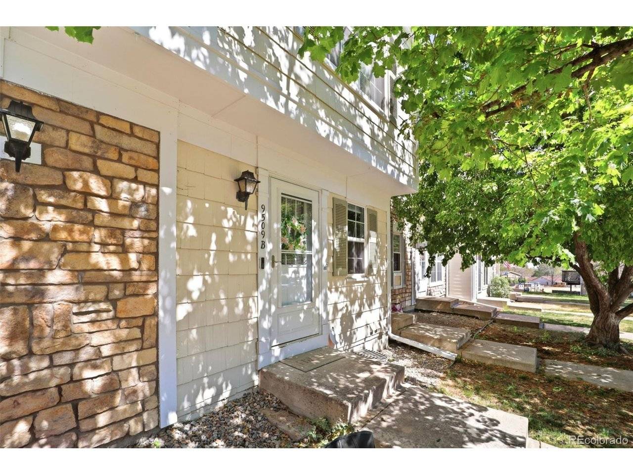 9509 W Coal Mine #B, Littleton, CO 80123