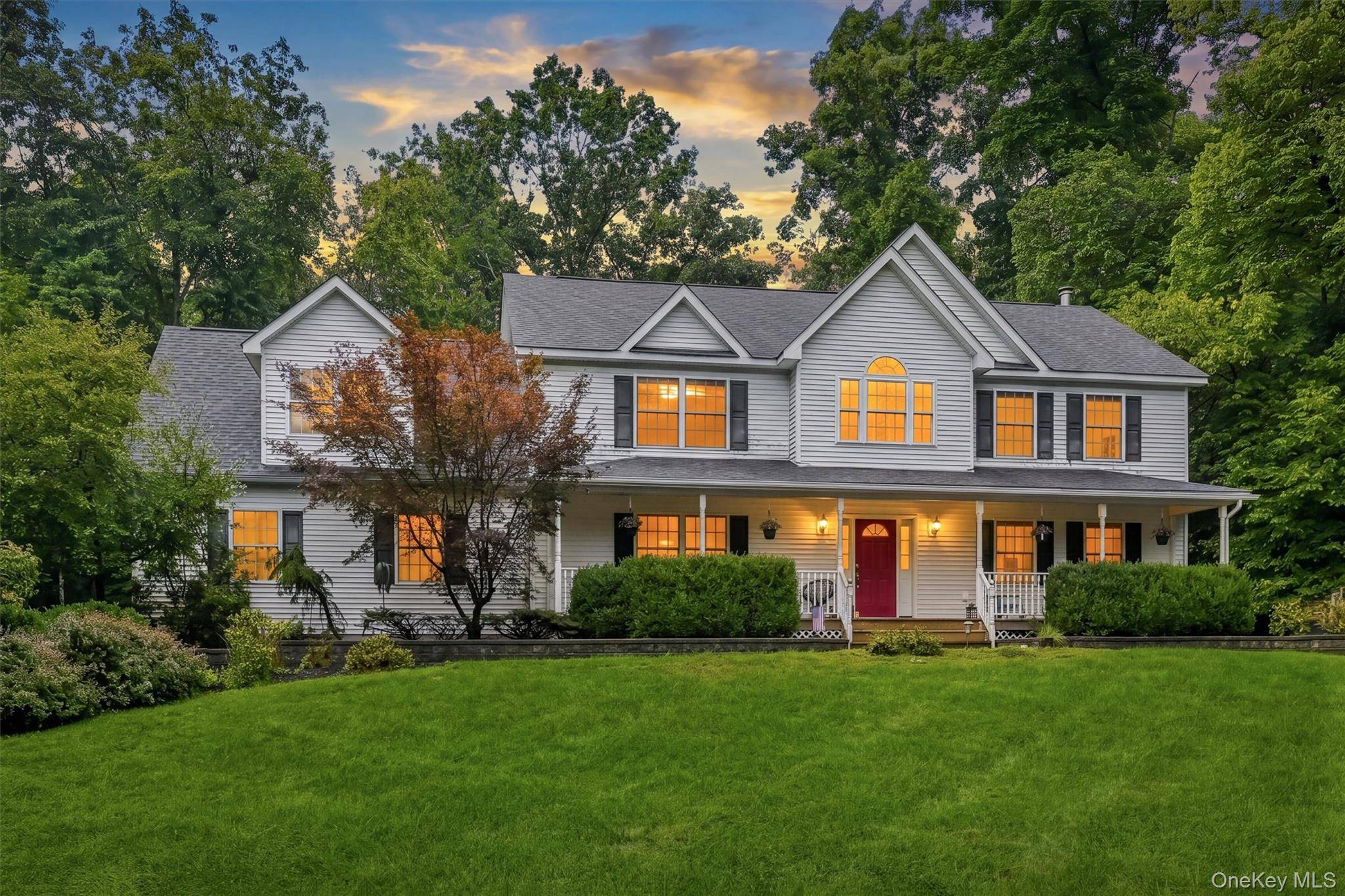 25 Mitchell LN, Westtown, NY 10998