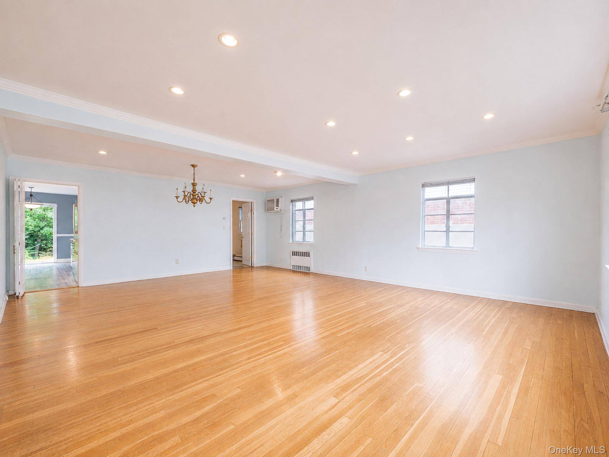 75-19 171st ST, Fresh Meadows, NY 11366