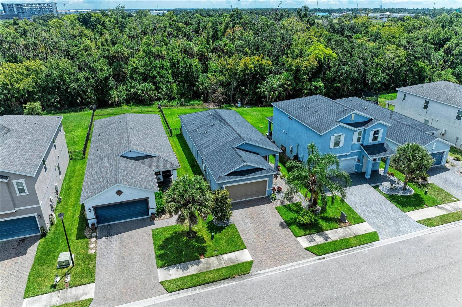 5834 BUNGALOW GROVE CT, Palmetto, FL 34221