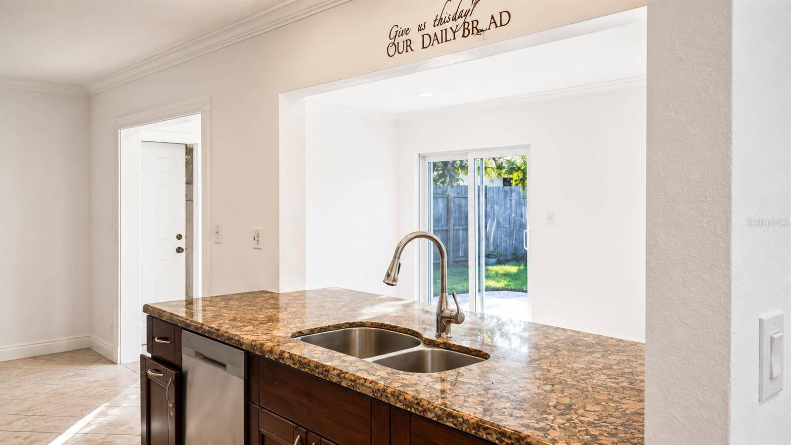 5160 SW 8TH ST, Margate, FL 33068