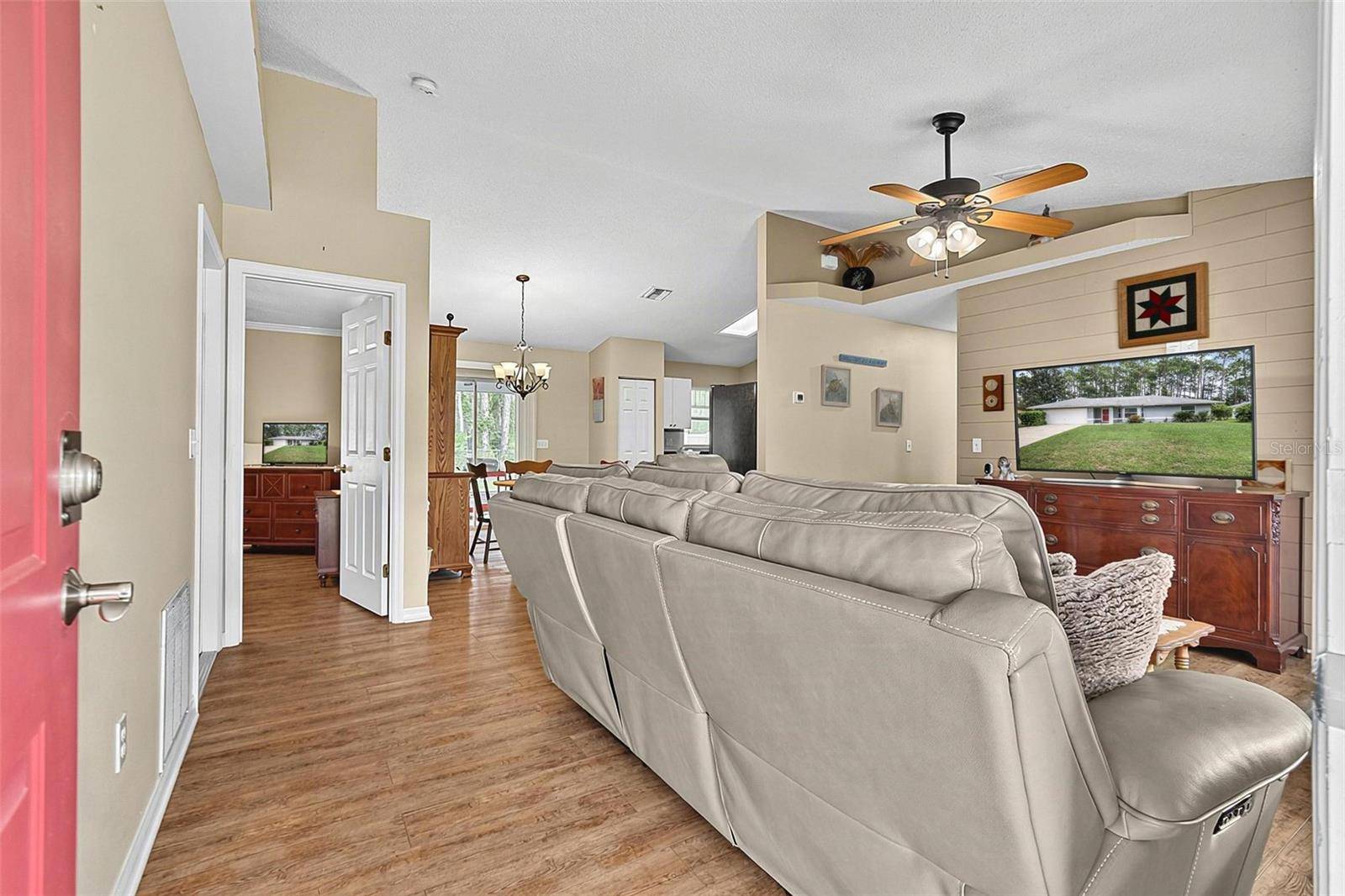 98 SMITH TRL, Palm Coast, FL 32164