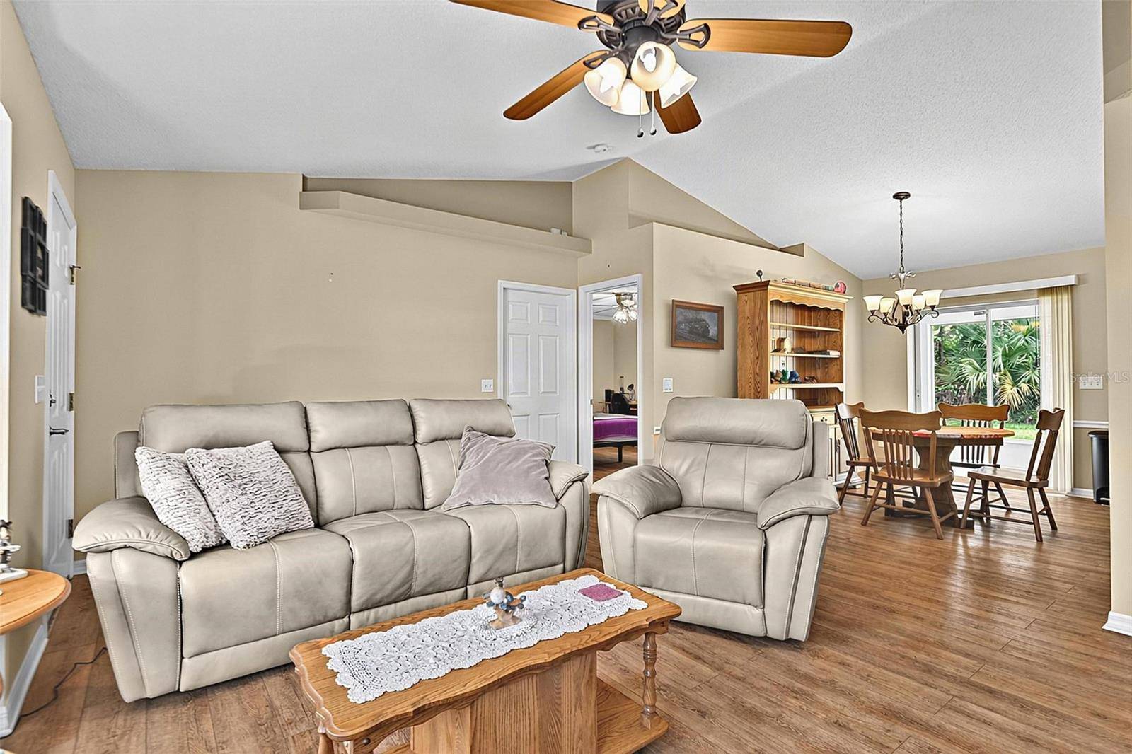 98 SMITH TRL, Palm Coast, FL 32164