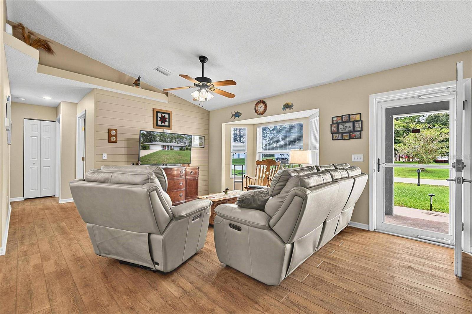 98 SMITH TRL, Palm Coast, FL 32164