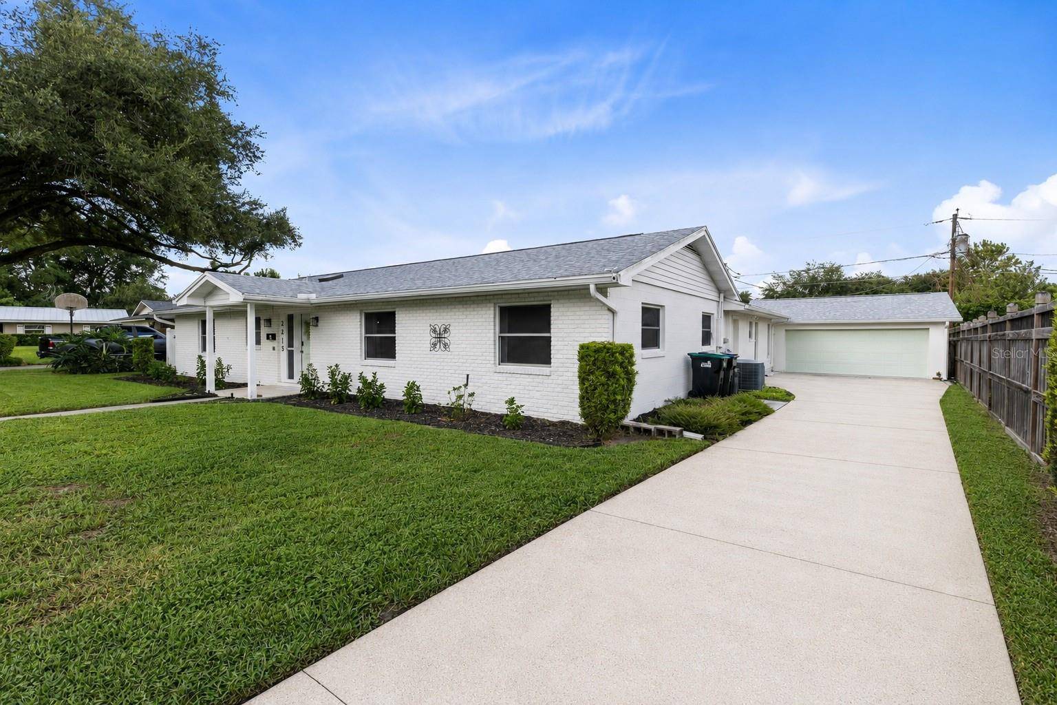 2215 BRADFORD CT, Orlando, FL 32806