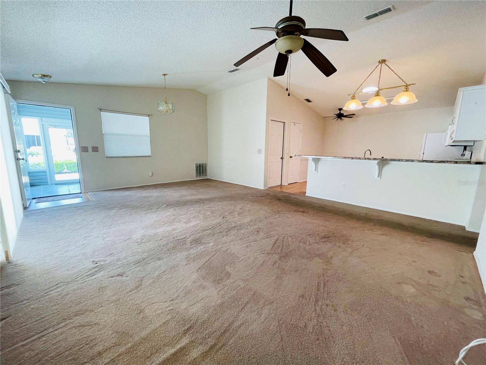 2186 ESTEVEZ DR, The Villages, FL 32159