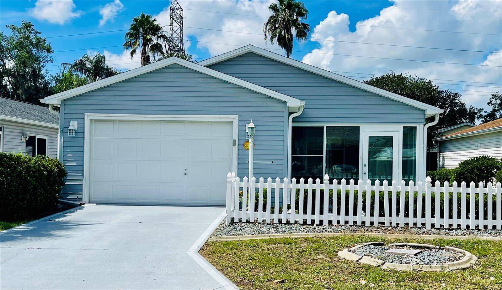 2186 ESTEVEZ DR, The Villages, FL 32159