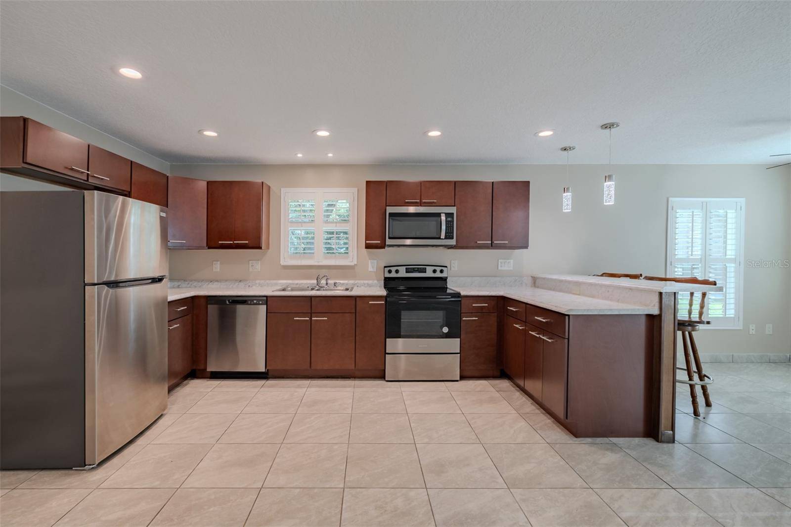 501 BRYAN RD #B, Brandon, FL 33511