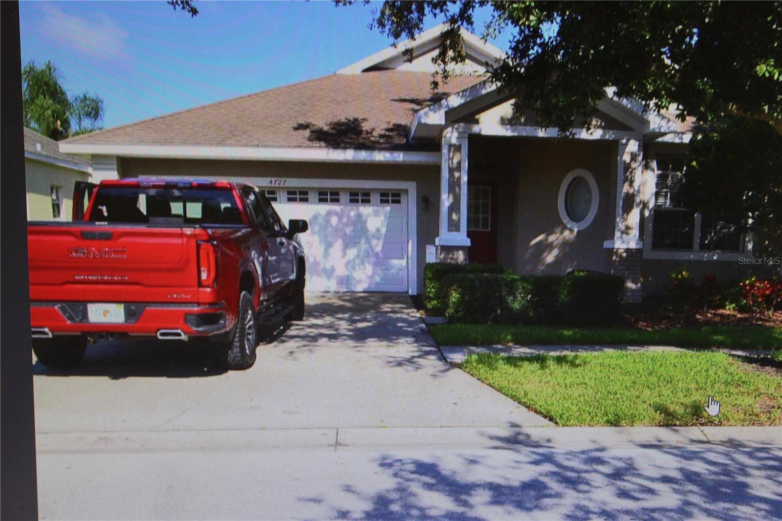 4727 CORSAGE DR, Lutz, FL 33558