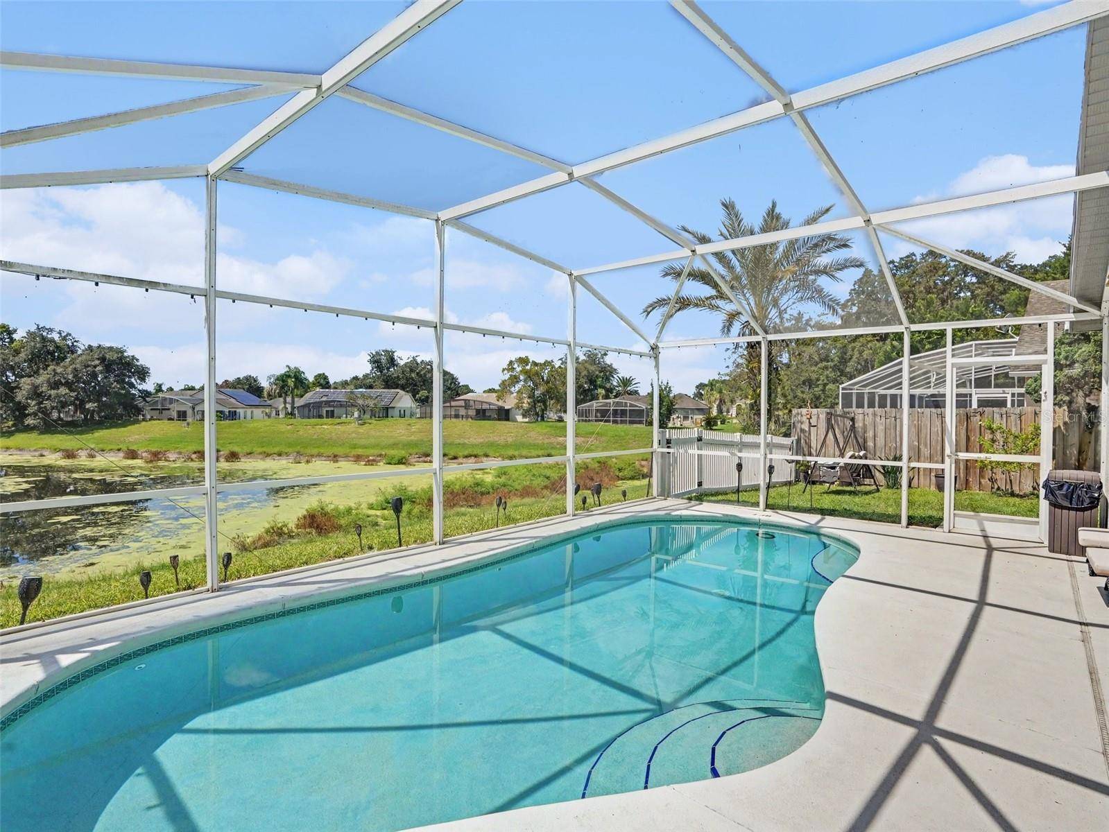 511 HANGING MOSS RD, Davenport, FL 33837
