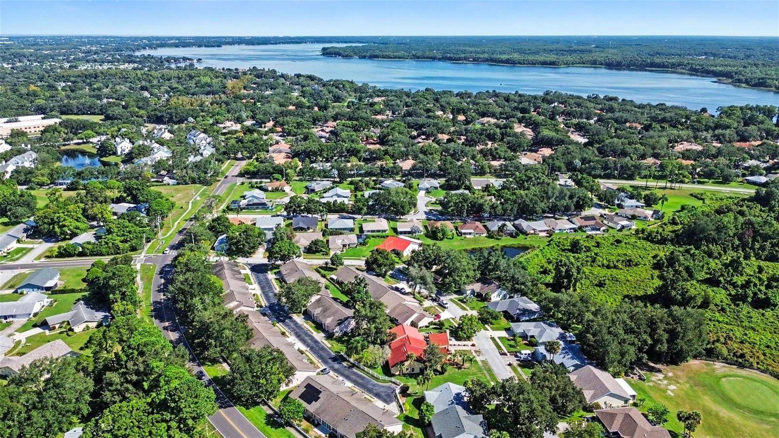 1652 HIGHLAND CLUB LN, Palm Harbor, FL 34684