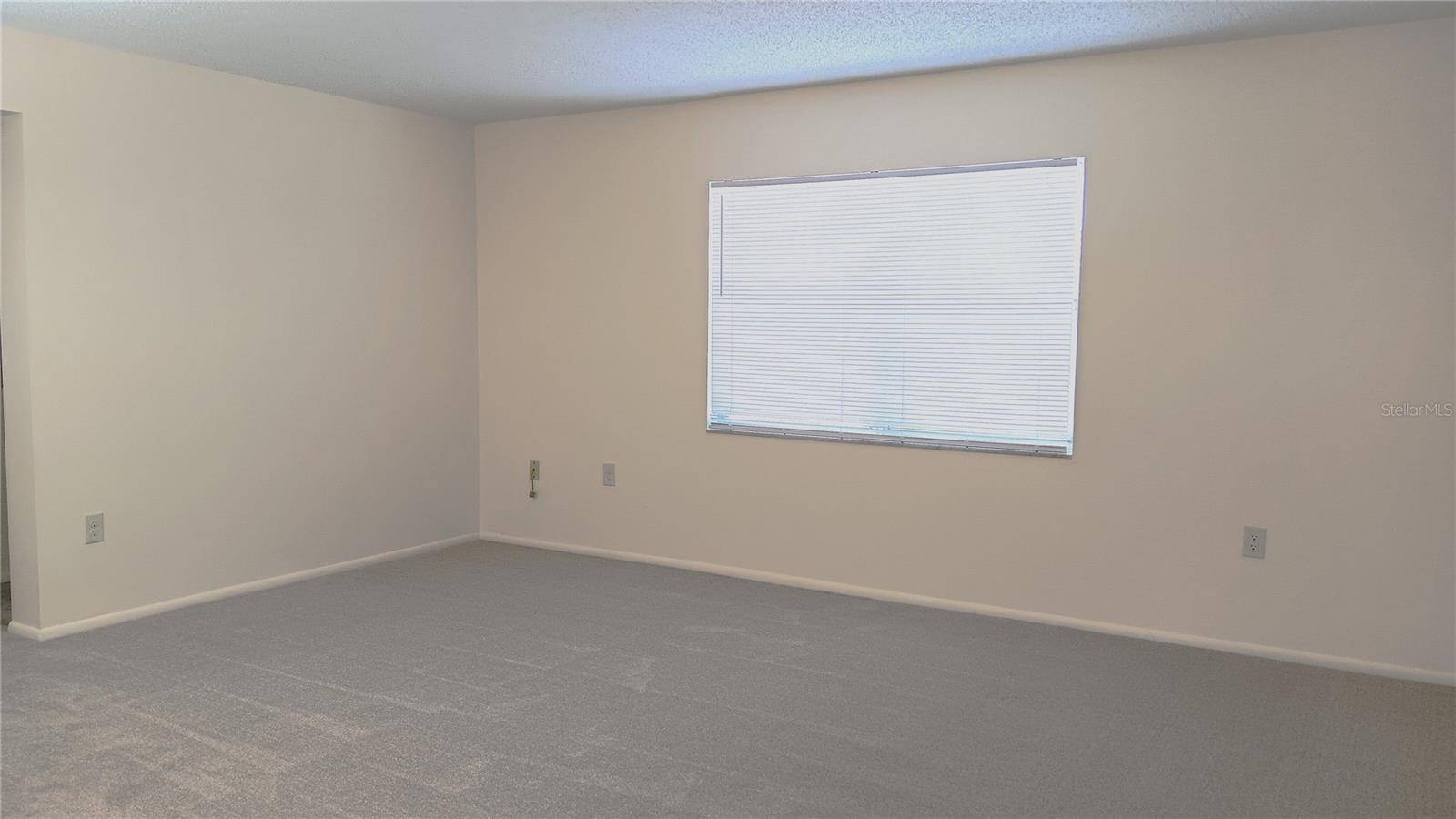 327 34TH AVE N #304, St Petersburg, FL 33704