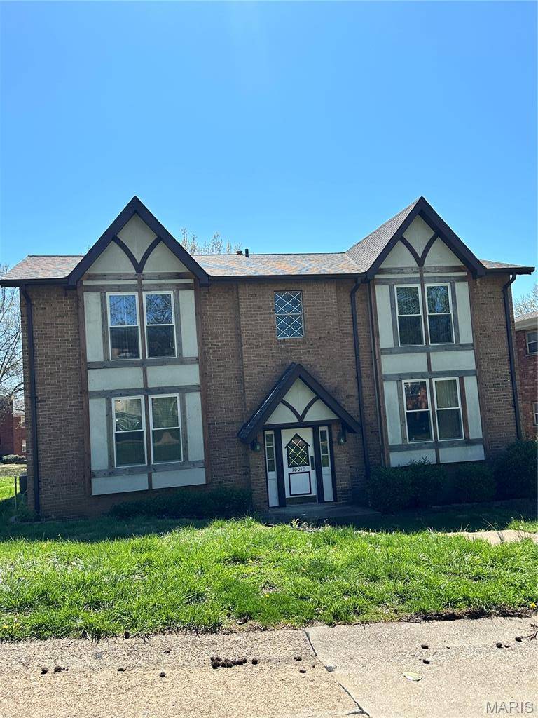 10010 Willdan DR, St Louis, MO 63123
