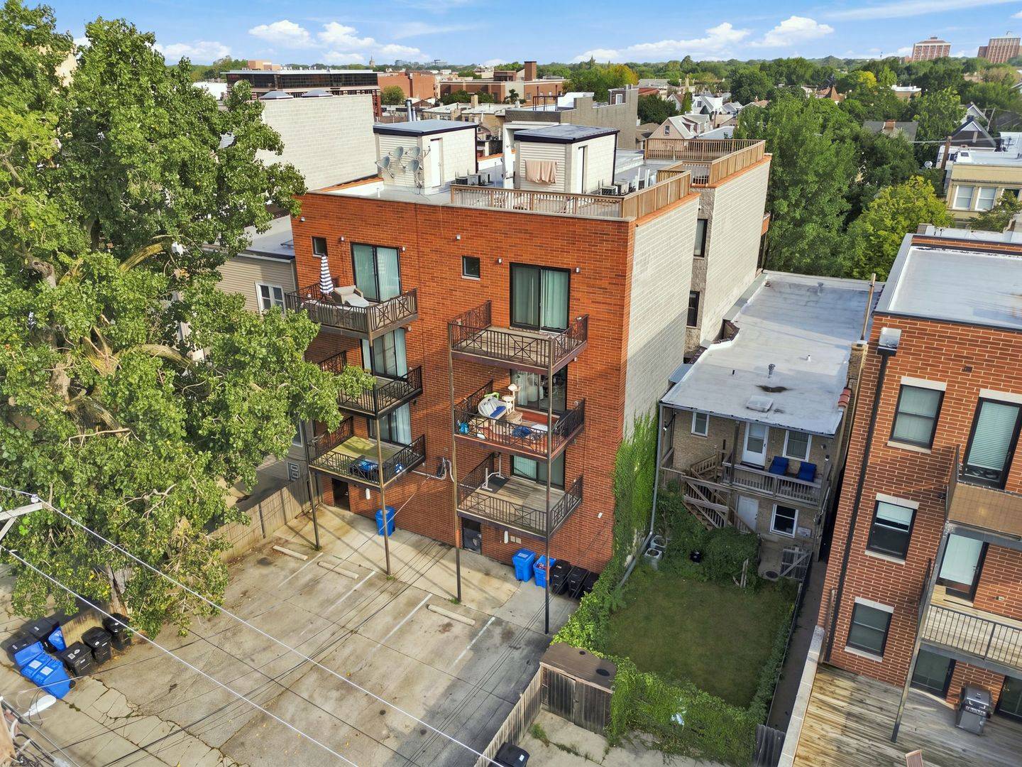 1925 W Irving Park RD #3, Chicago, IL 60613