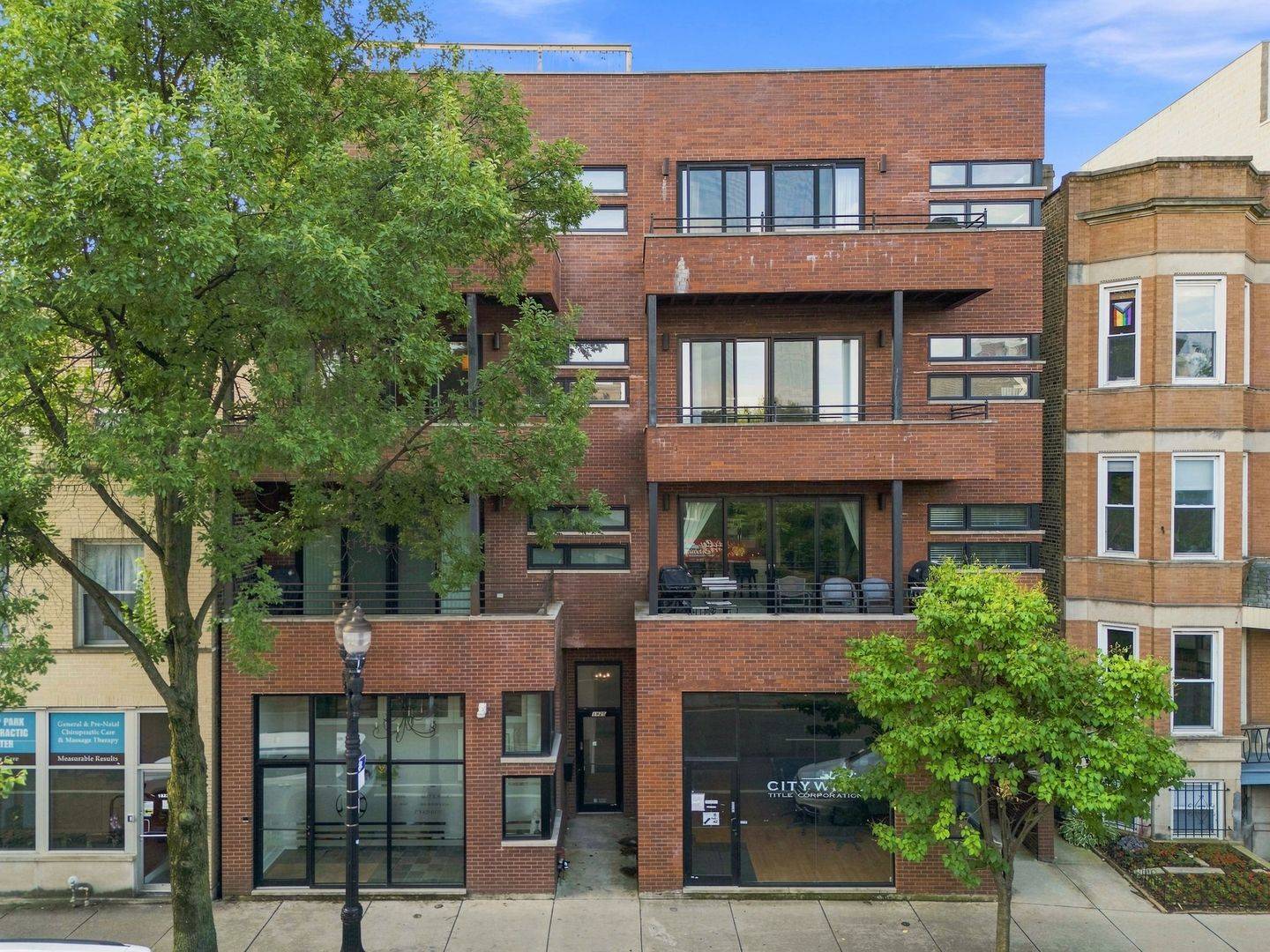 1925 W Irving Park RD #3, Chicago, IL 60613