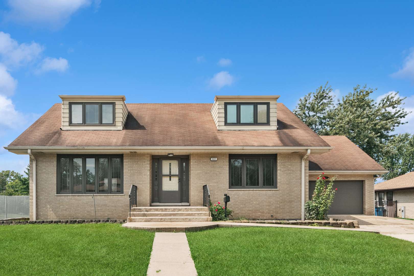 822 Bradoc ST, Chicago Heights, IL 60411