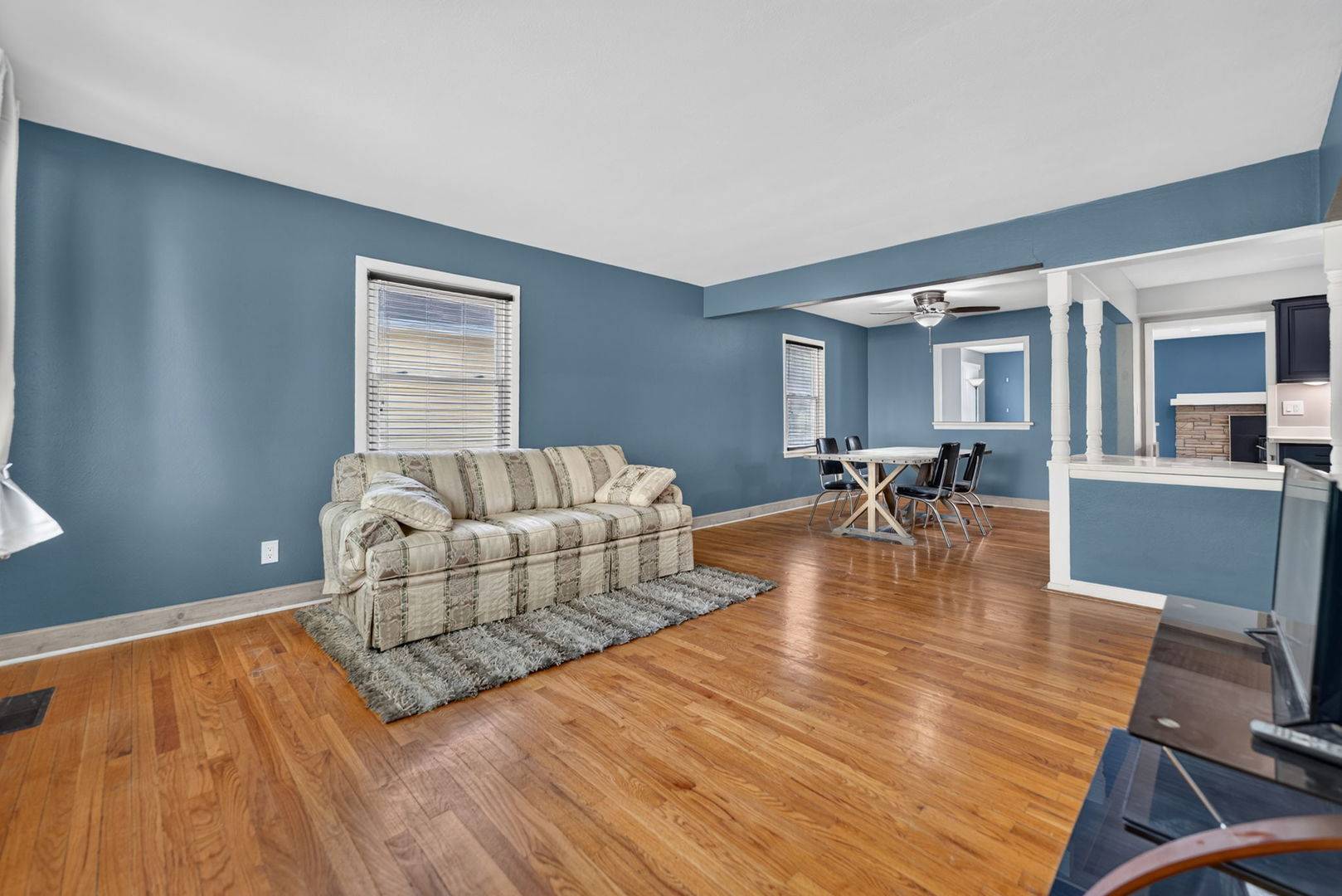 2807 18TH AVE, Rockford, IL 61108