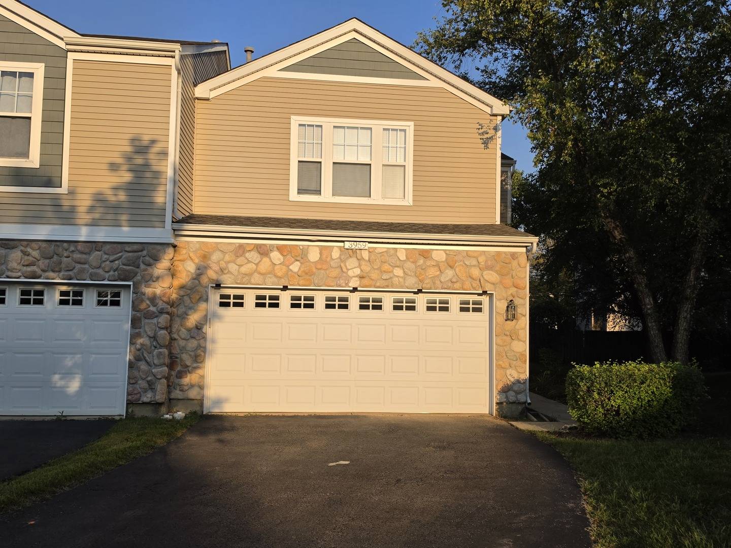 3959 Blackstone DR #3959, Aurora, IL 60504