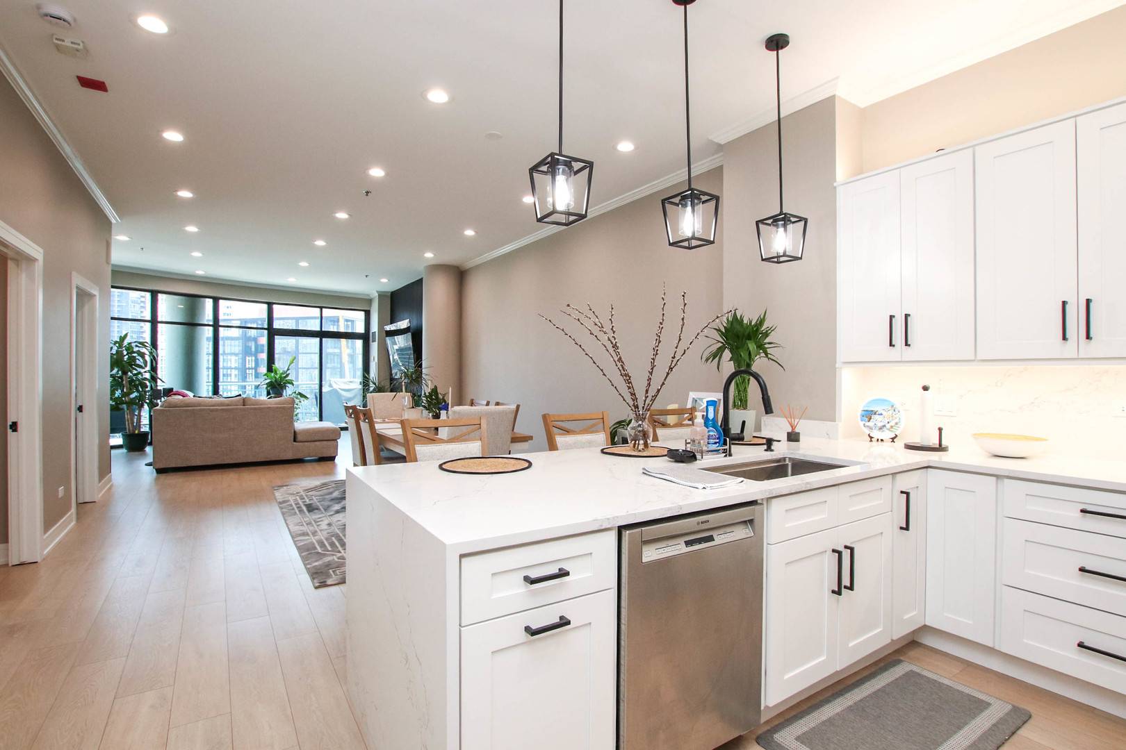340 W Superior ST #1604, Chicago, IL 60654