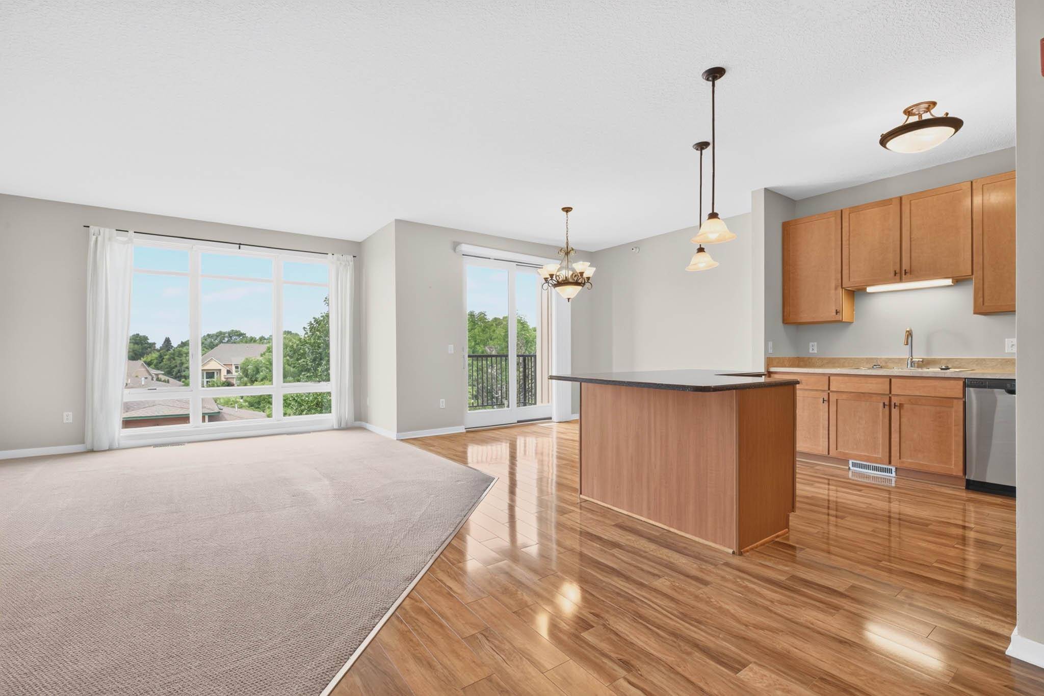1070 Grandview CT NE #304, Columbia Heights, MN 55421