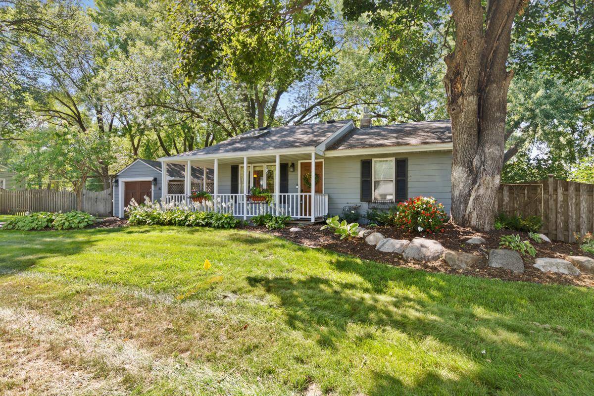8720 11th AVE S, Bloomington, MN 55420
