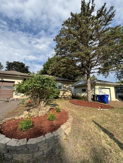 1527 Winchell ST, Saint Paul, MN 55106